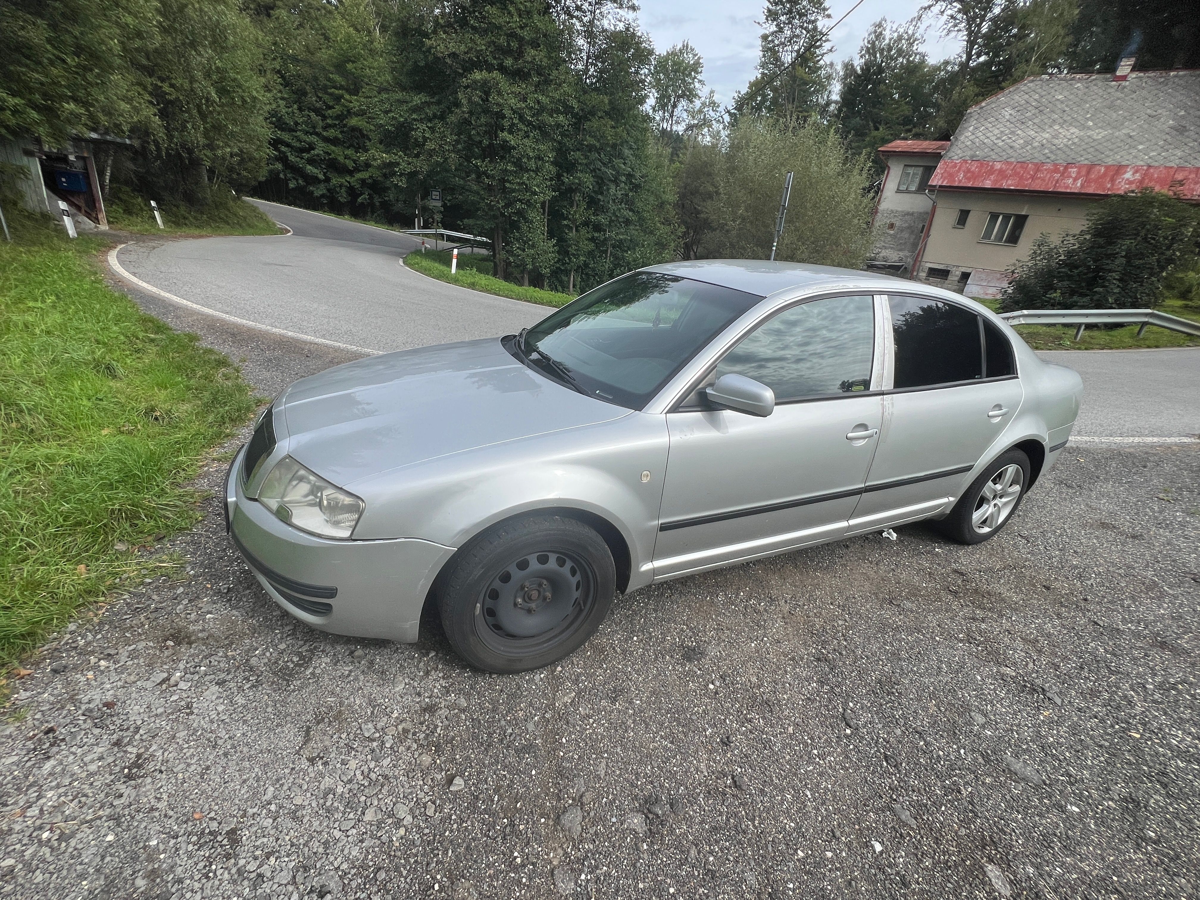 Škoda Superb, Škoda Superb 1.9 TDI 77kW