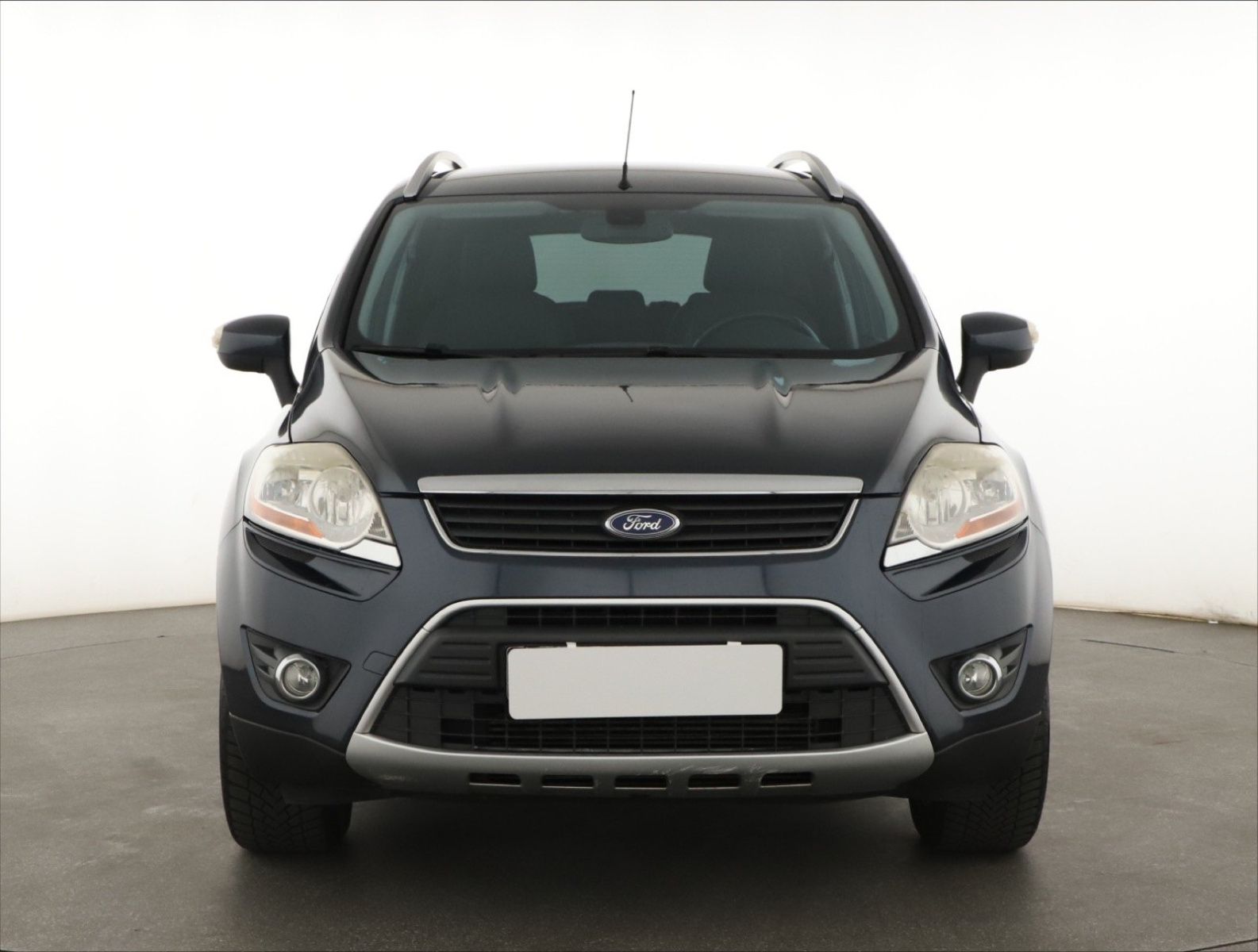 Ford Kuga, 2.0 TDCi, Automatická klima - fotka 2