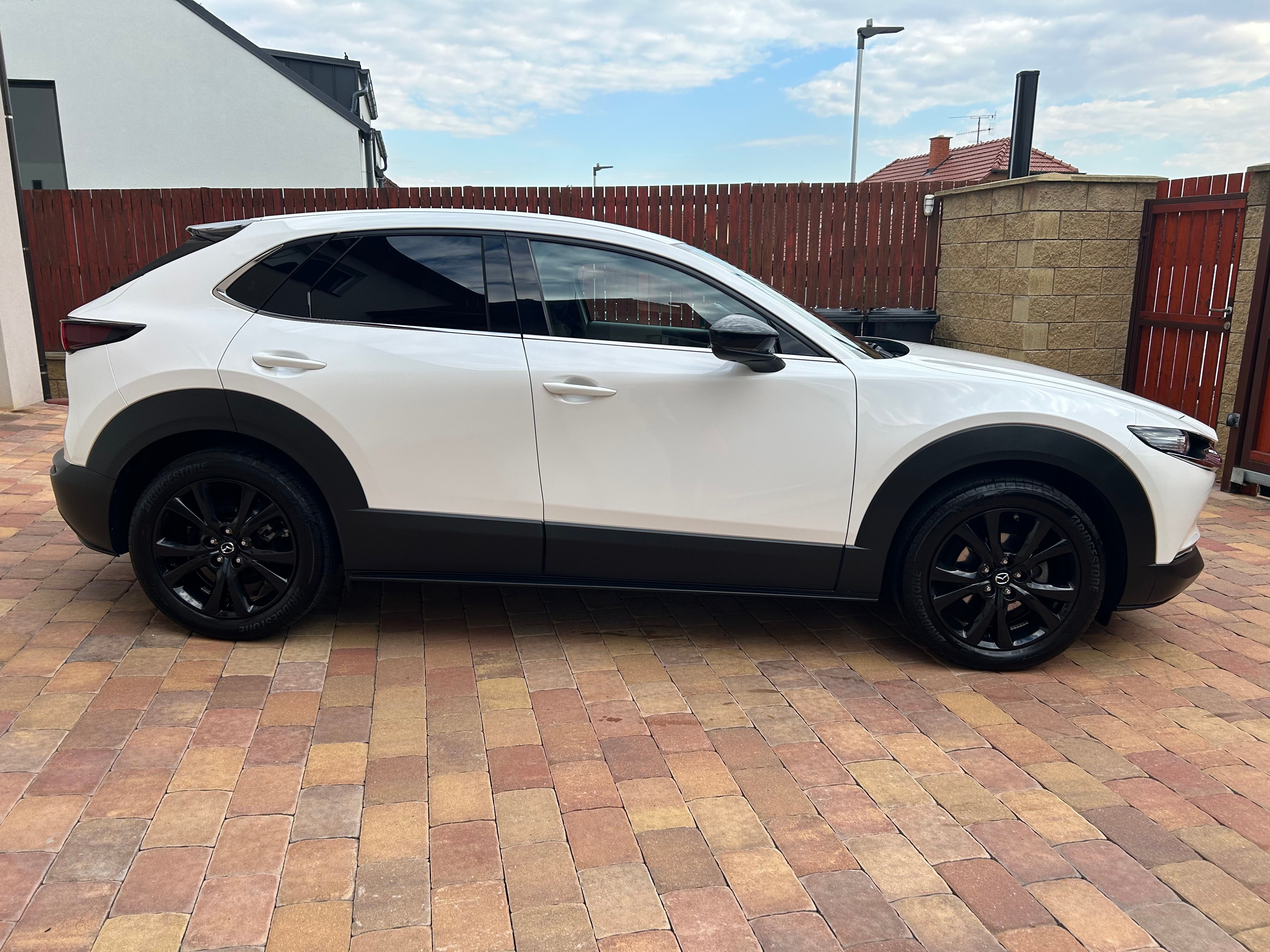 Mazda CX-30, 2.0 e-SKYACTIV-G122 HOMURA - fotka 4
