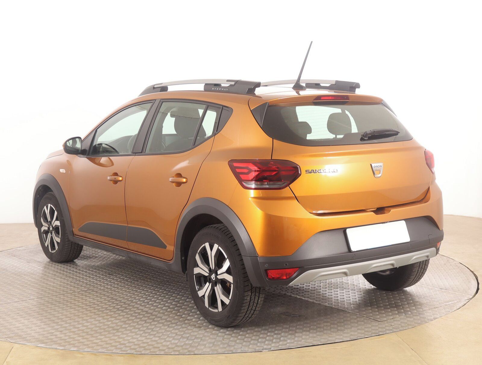 Dacia Sandero, 1.0 TCe, Automat, Serv.kniha - fotka 4