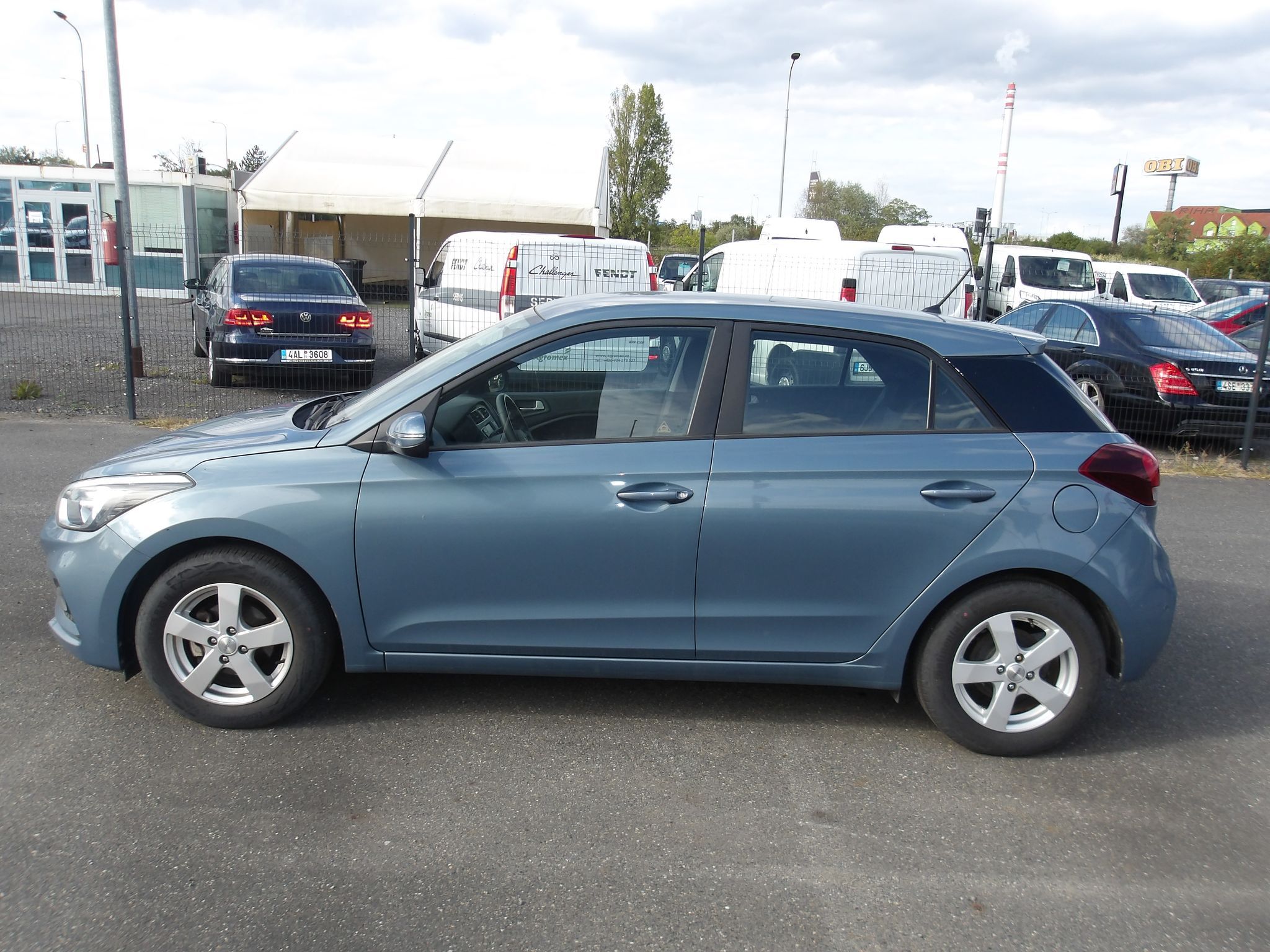 Hyundai i20, 1,2i 1.MAJ.! NAJ.62000 km !!! - fotka 3