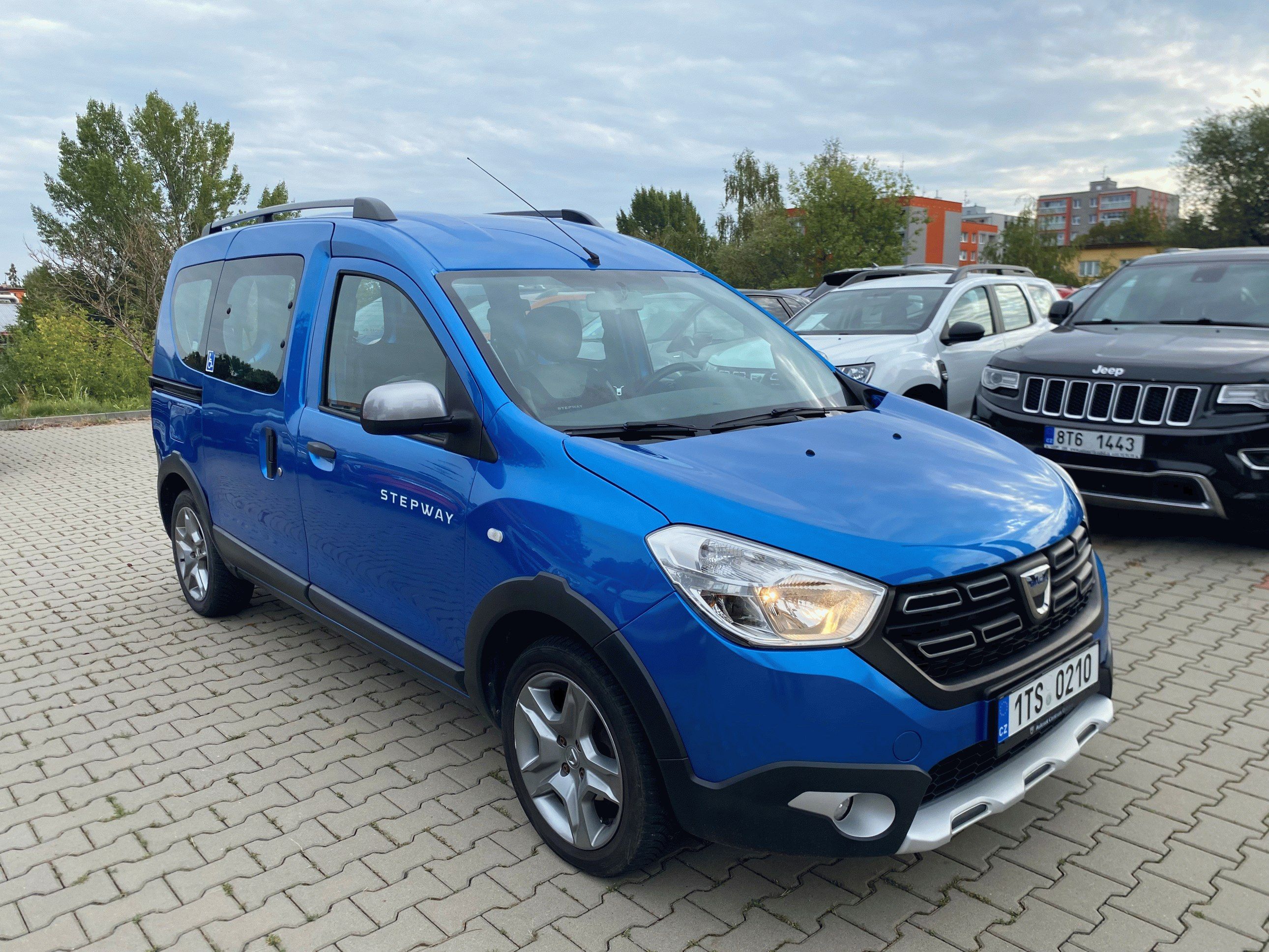 Dacia Dokker, 1.6i 75kw, Stepway, ČR, 1.Maji - fotka 2