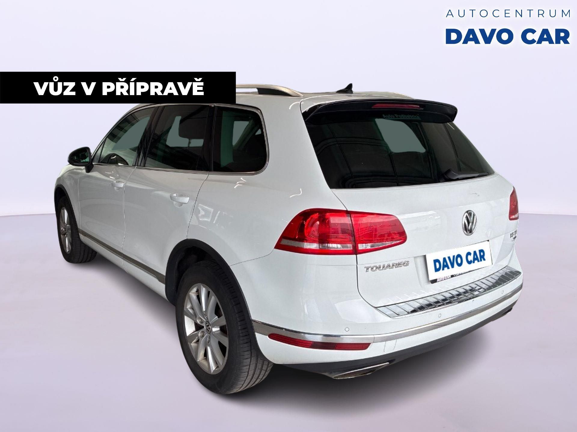 Volkswagen Touareg, 3,0 TDI V6 193kW DSG 4M CZ - fotka 2