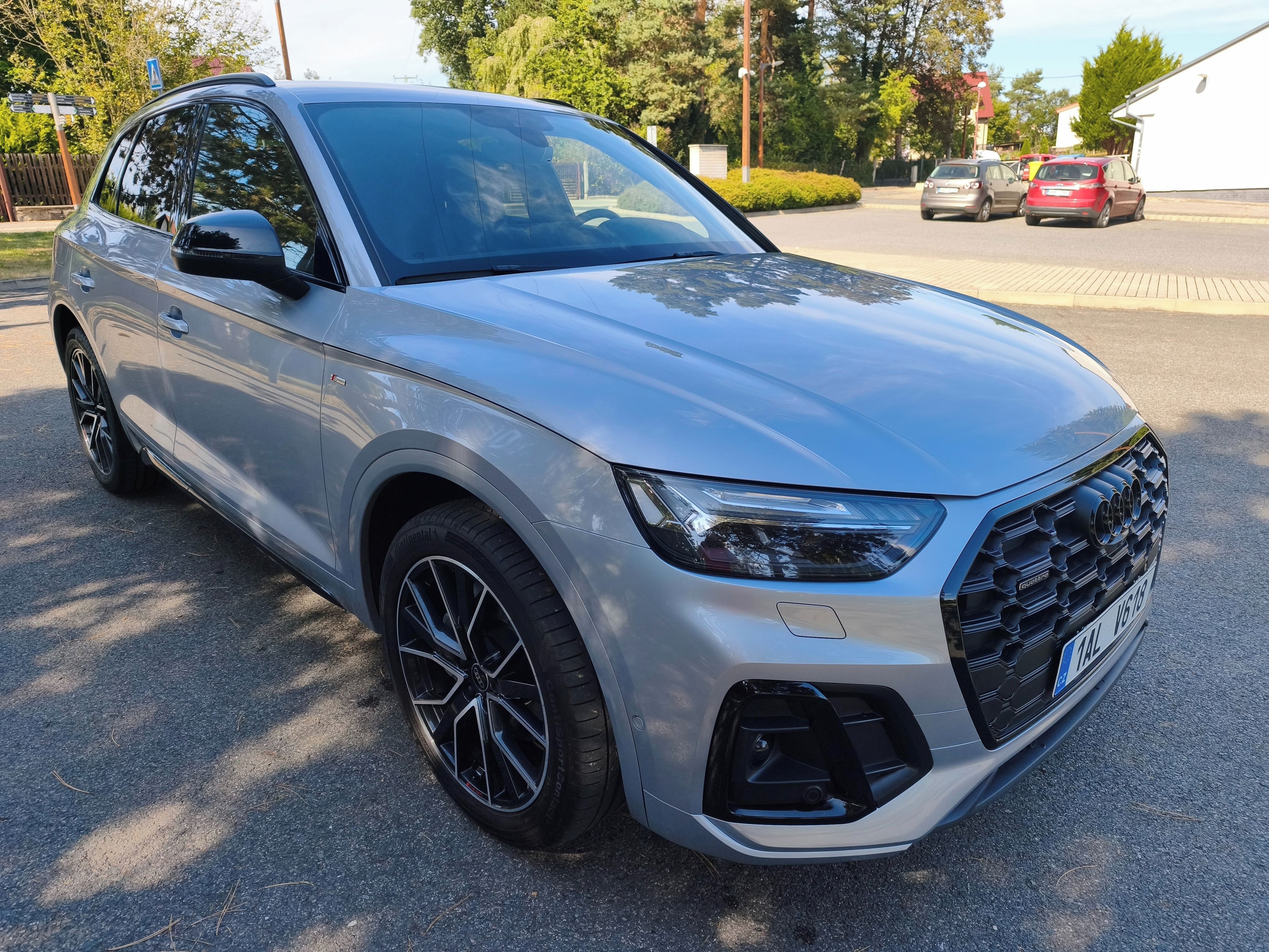 Audi Q5, S-Line,40 TDI Matrix,vzduch,ČR - fotka 3