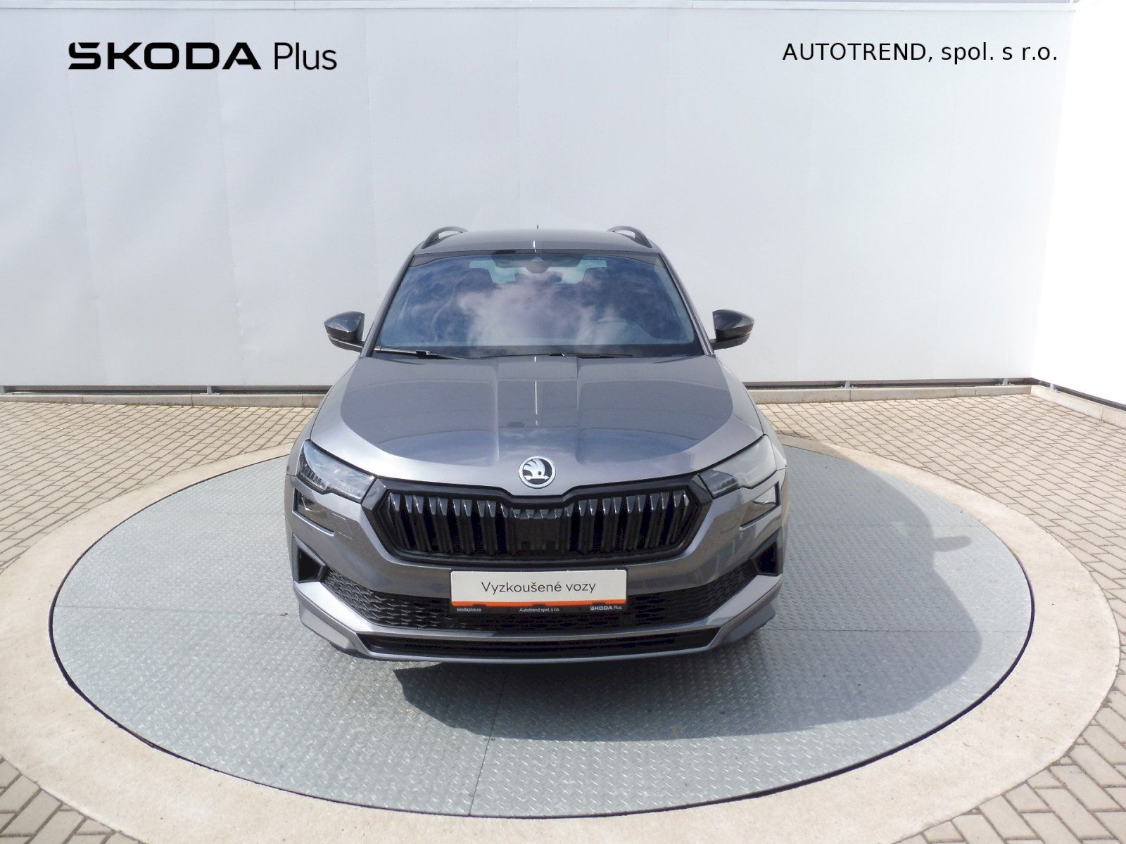 Škoda Karoq, SportLine 2,0 TDI 110kW DSG 4x - fotka 4