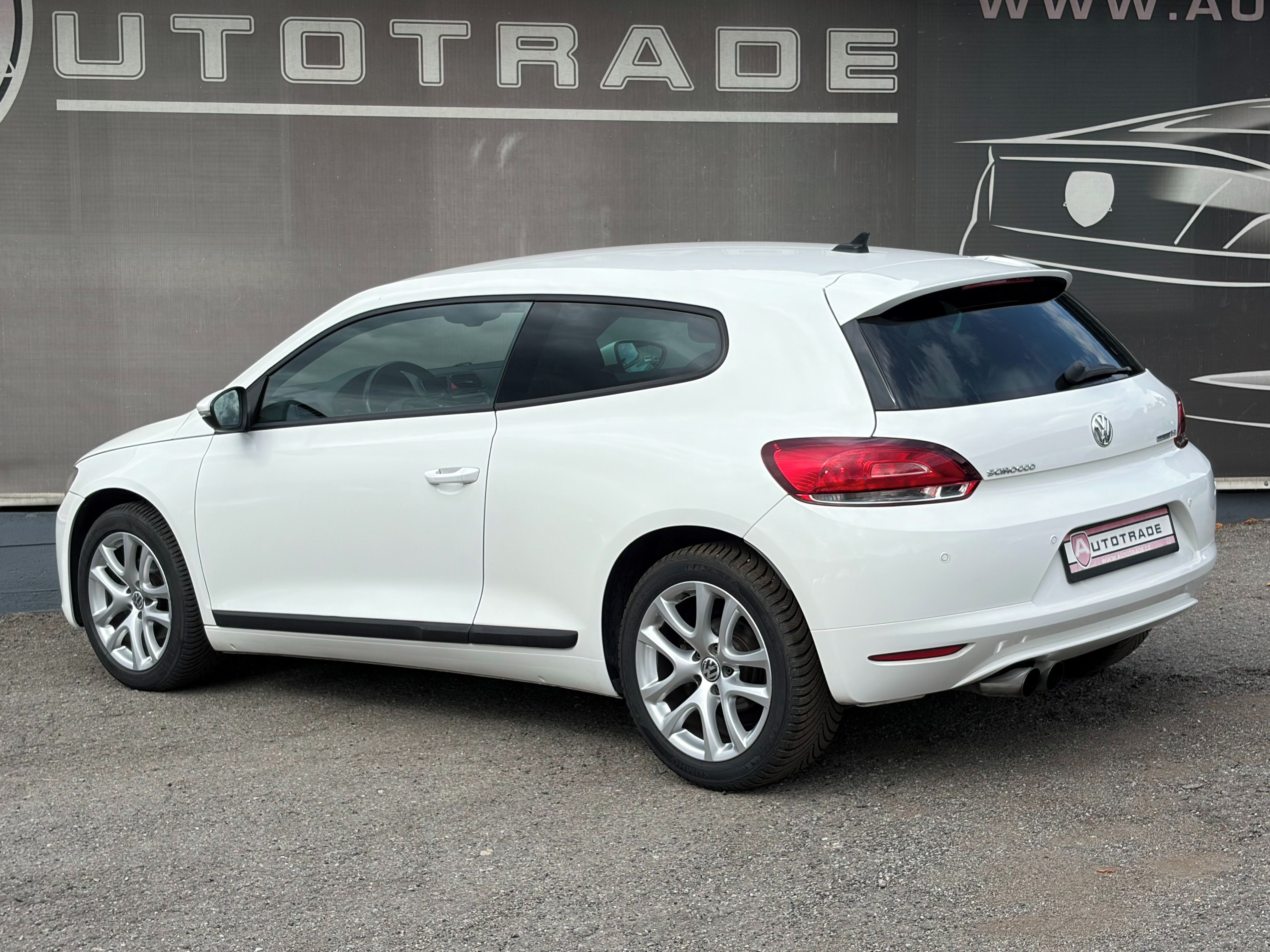 Volkswagen Scirocco, 1.4 TSi 90kW, DigiKLIMA, REMUS - fotka 3