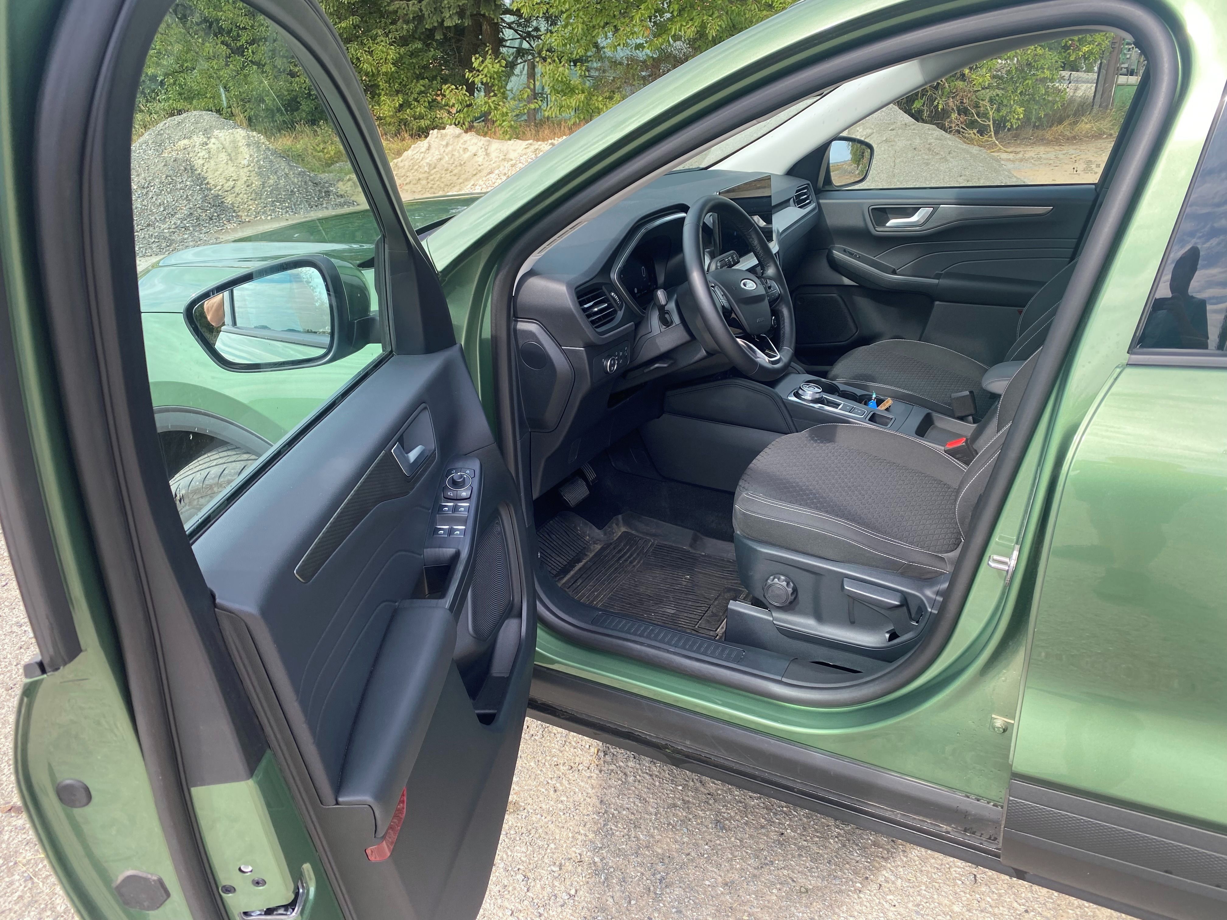 Ford Kuga, 1,5 EcoBoost 137 KW, Titanium - fotka 6