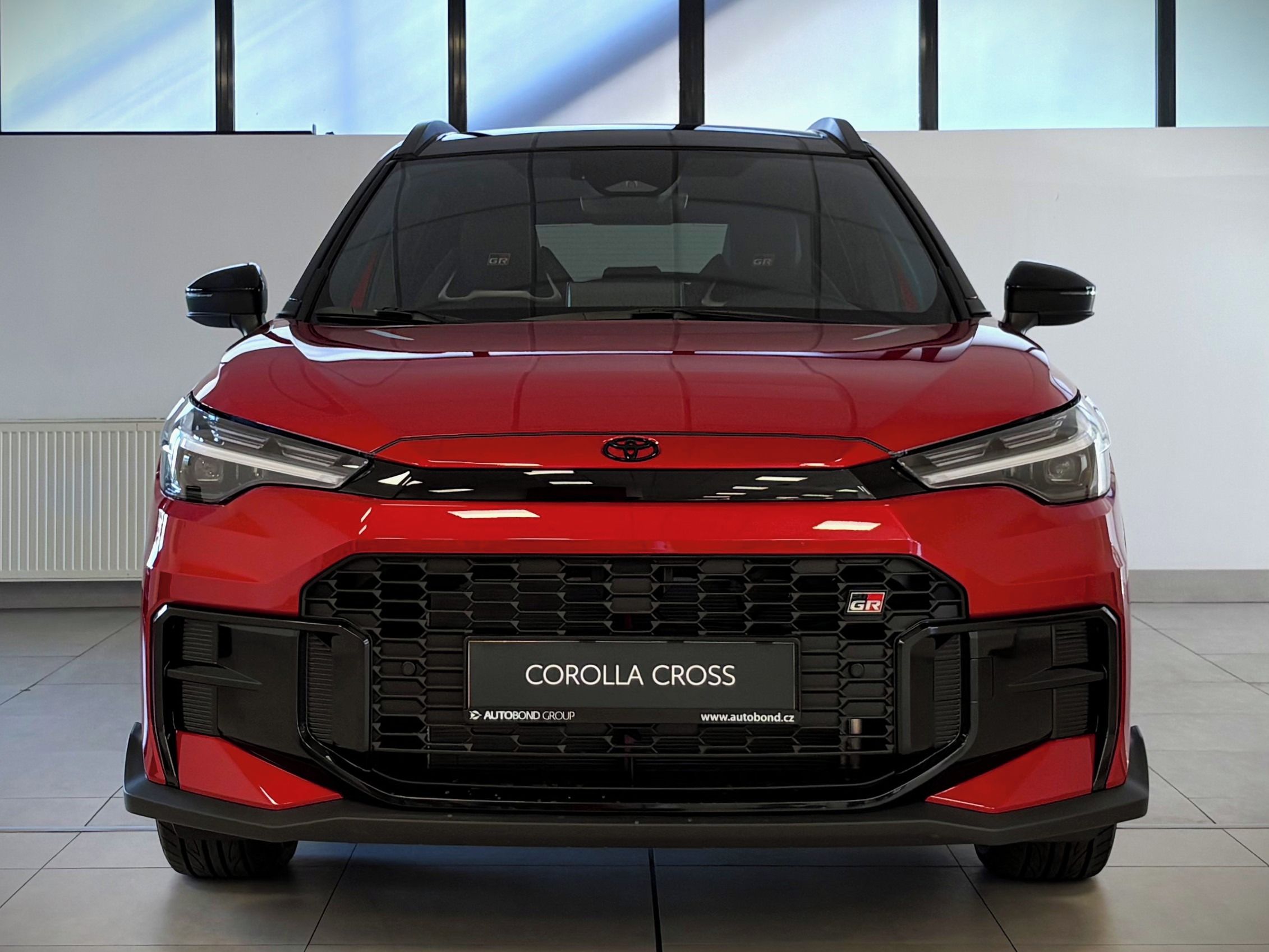 Toyota Corolla Cross, GR Sport, 2.0 e-CVT - fotka 2