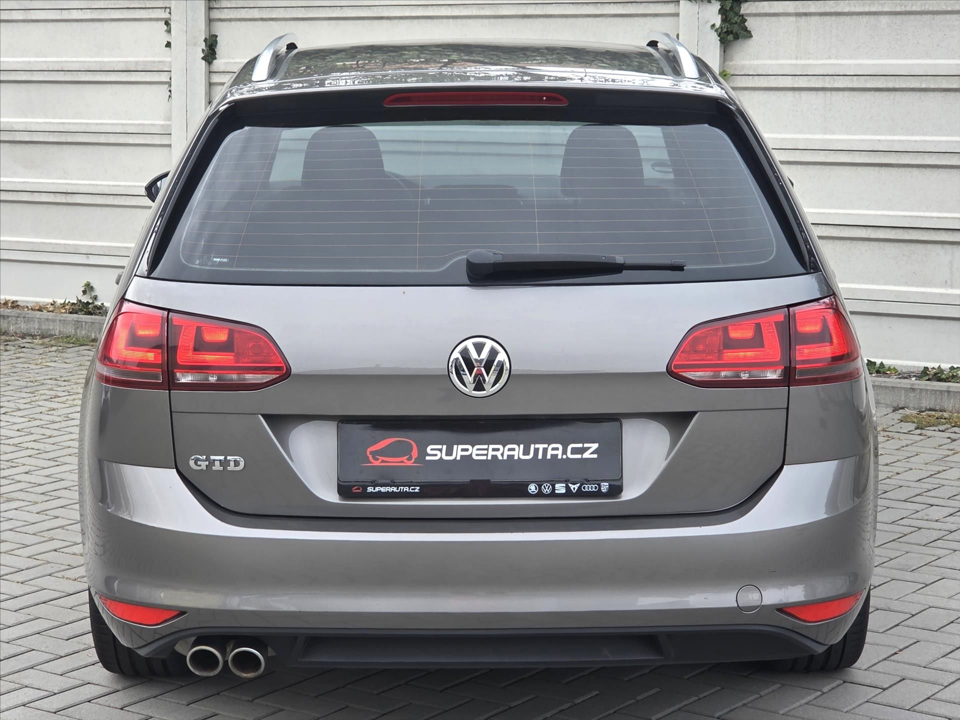 Volkswagen Golf, 2,0 TDi 135kW DSG GTD ČR 2.maj - fotka 5