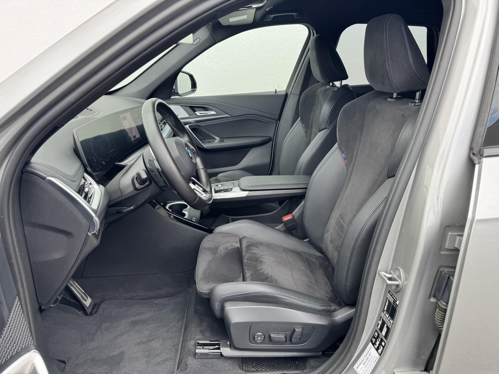 BMW X1, X1 xDrive20d Mpaket - fotka 6
