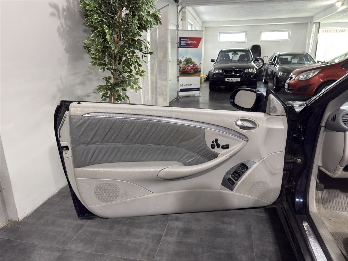 Mercedes-Benz CLK, 1,8   200 KEY-LESS BI-XEN WHIT - fotka 6