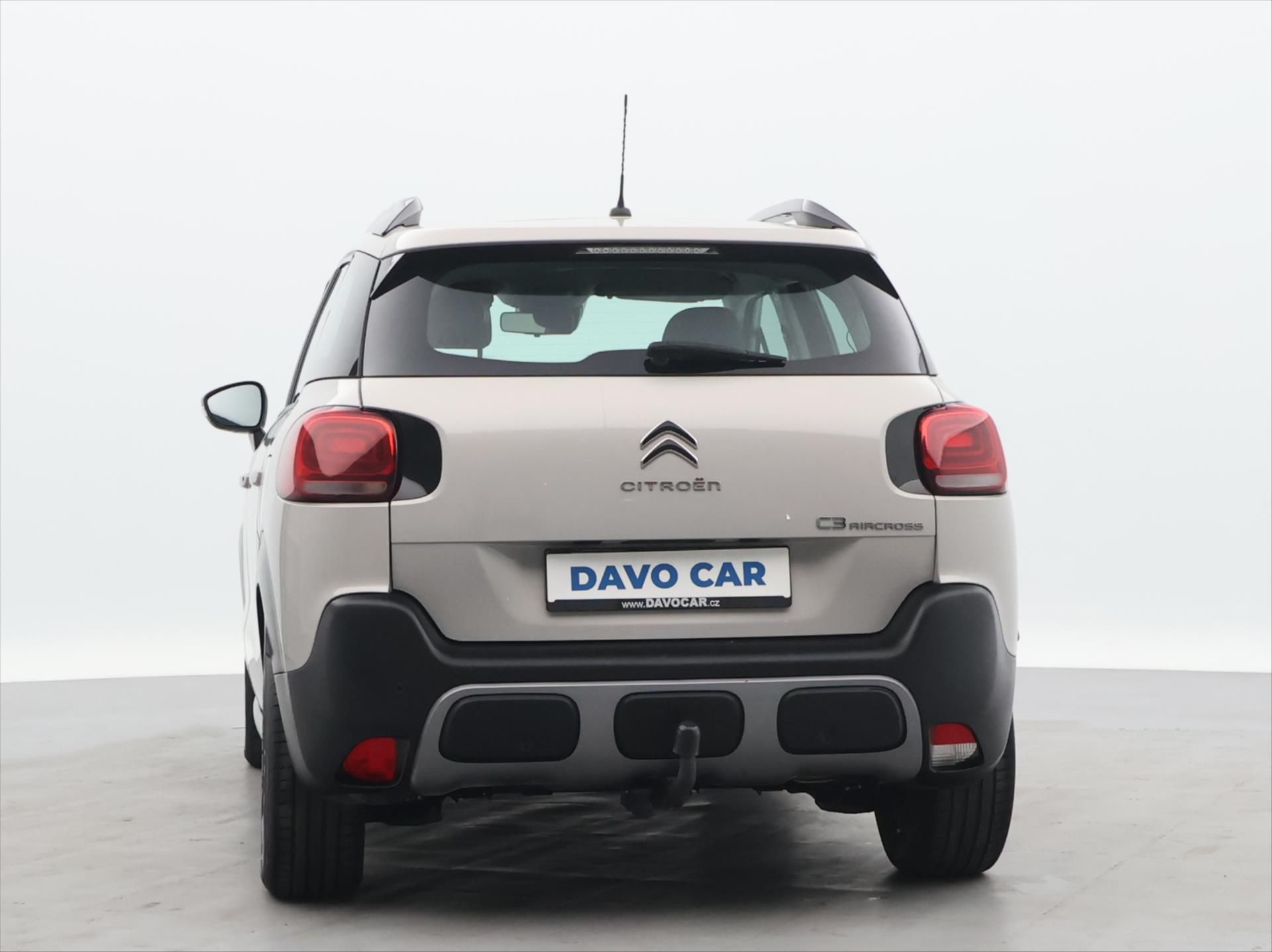 Citroën C3 Aircross, 1,2 PT 81kW Feel CZ 1.Maj - fotka 6
