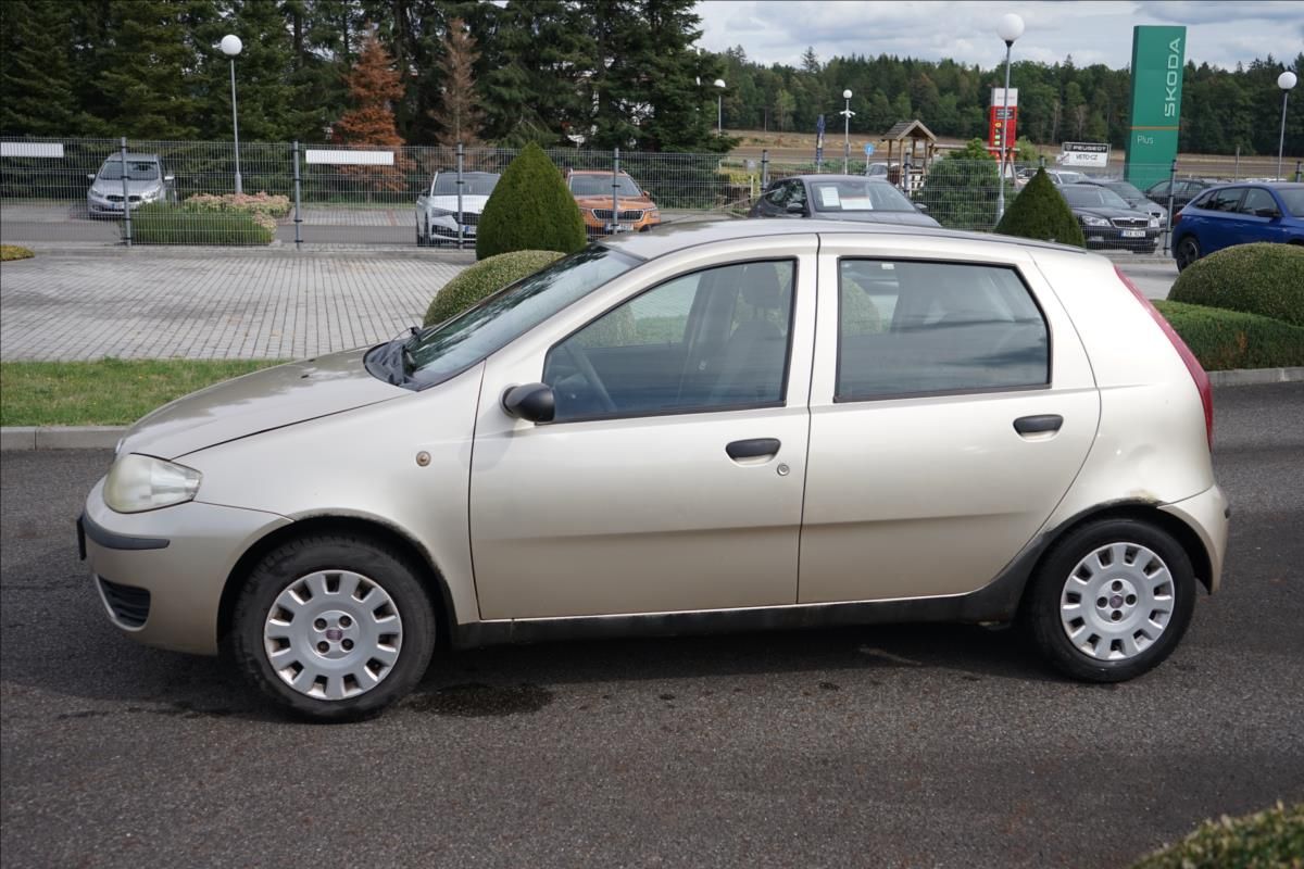 Fiat Punto, 1,2 8V  Tažné - fotka 2