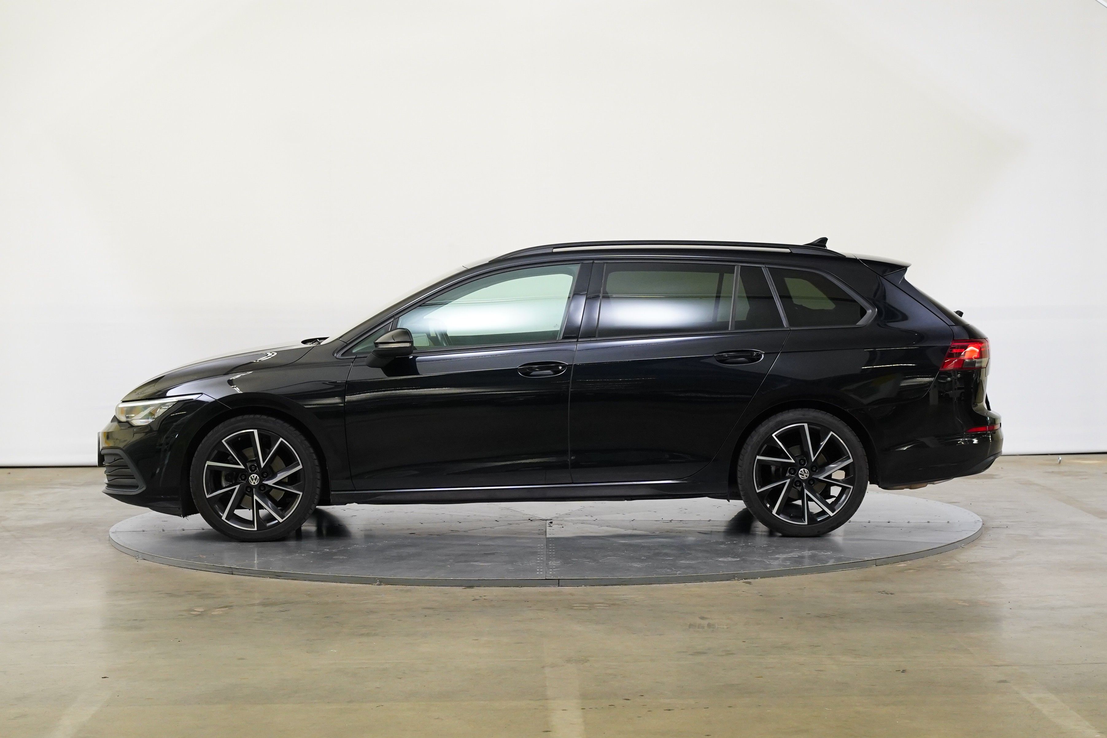 Volkswagen Golf, 2.0 TDI 110 kW DSG - fotka 3