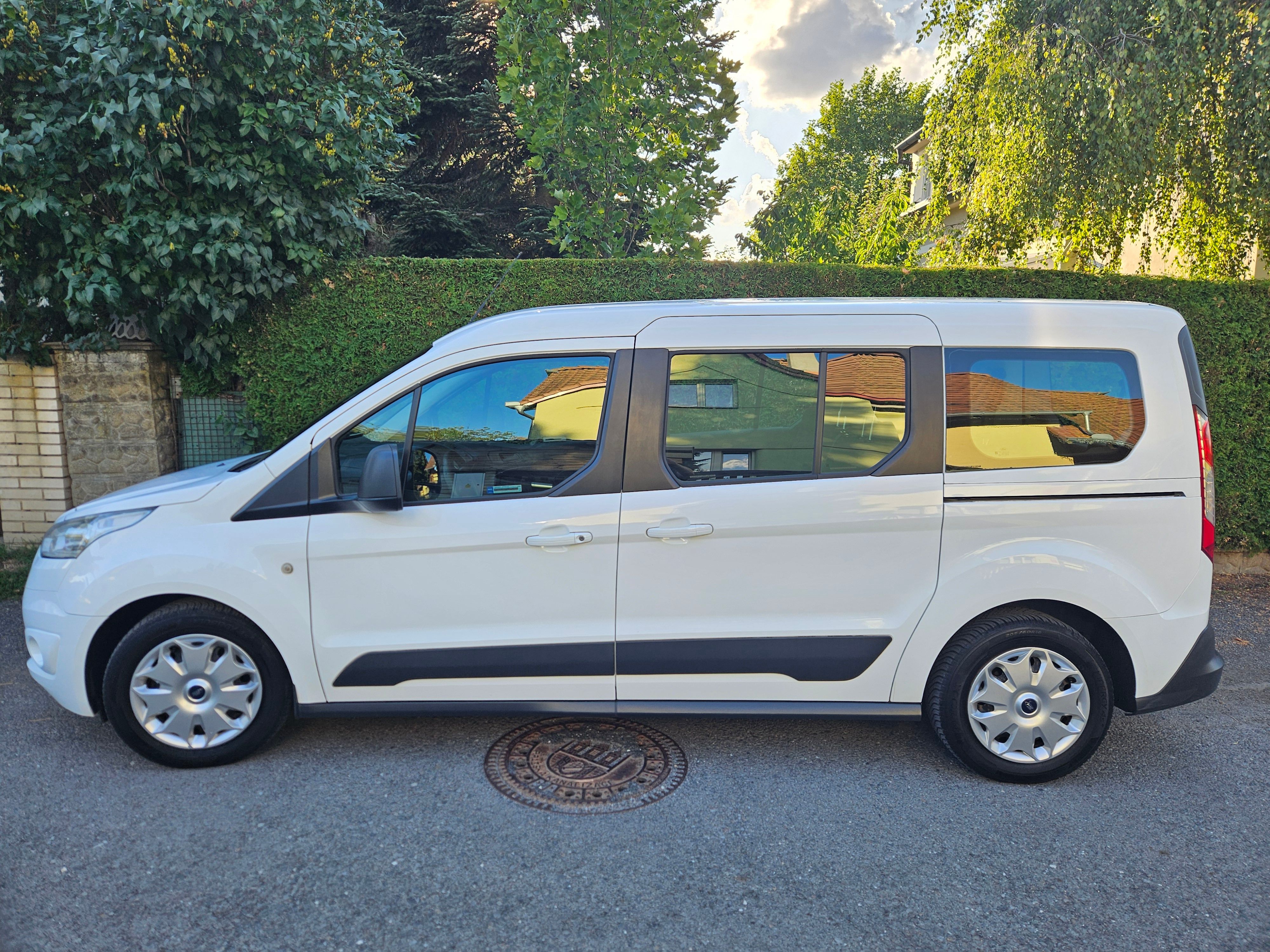 Ford Tourneo Connect, 1.5 TDCi bez AdBlue 7míst - fotka 3