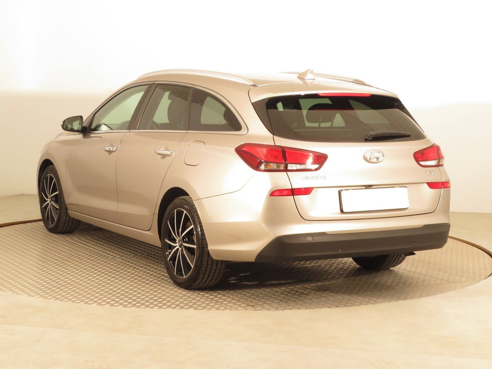 Hyundai i30, 1.6 CRDi, Serv.kniha - fotka 4