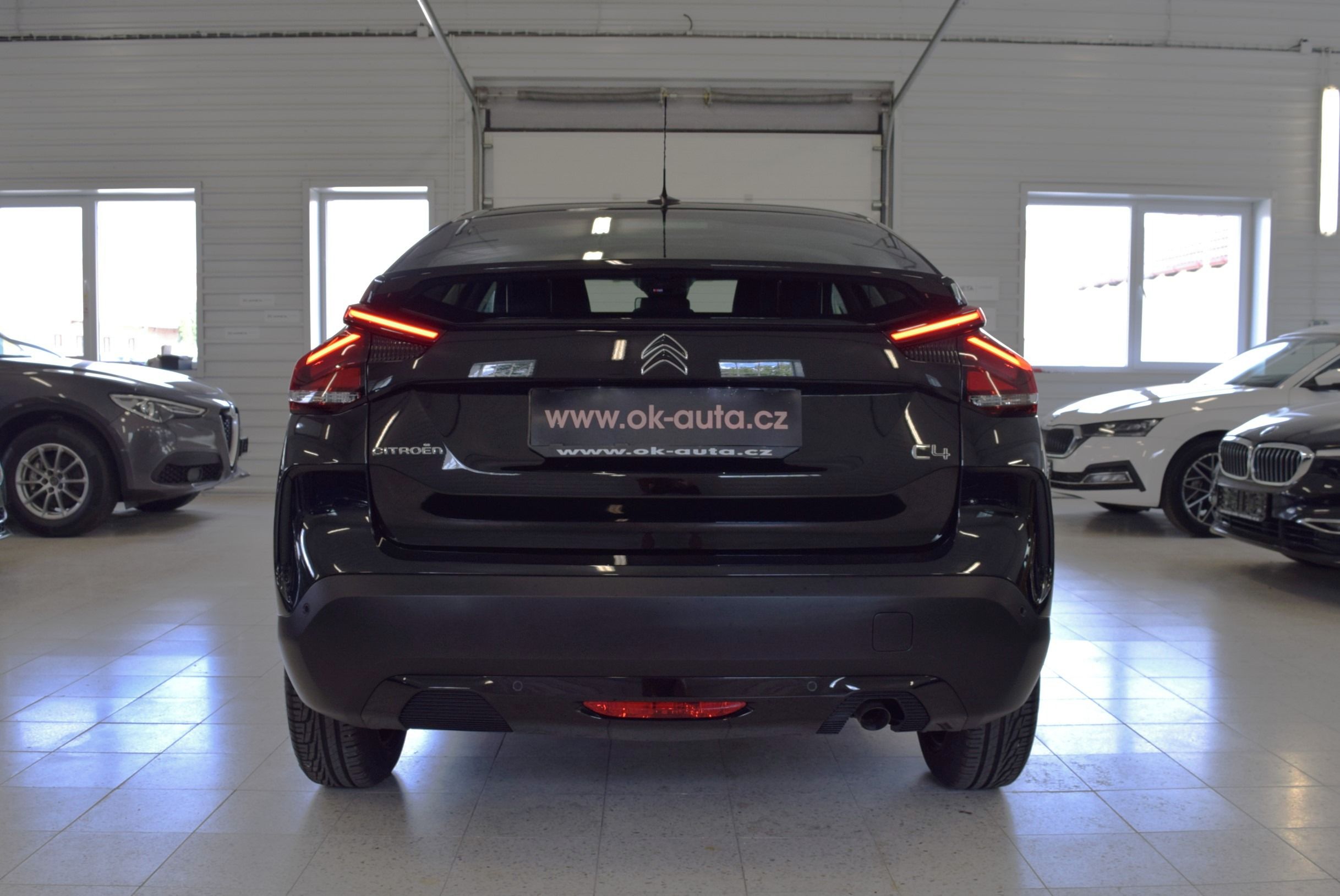Citroën C4, 1.2 PURETECH FEEL-DPH - fotka 5