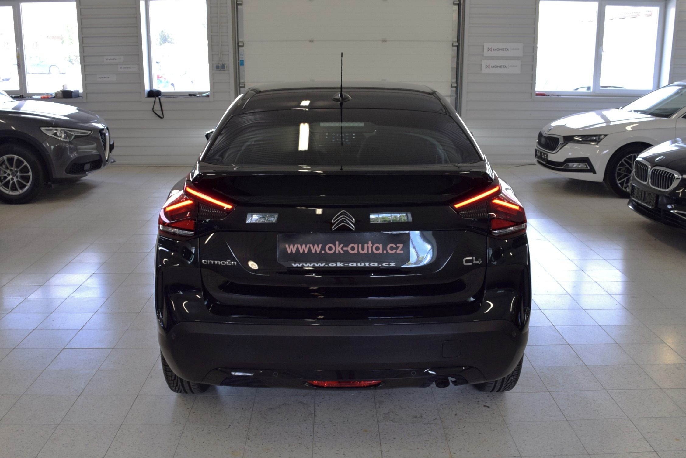 Citroën C4, 1.2 PURETECH FEEL-DPH - fotka 6
