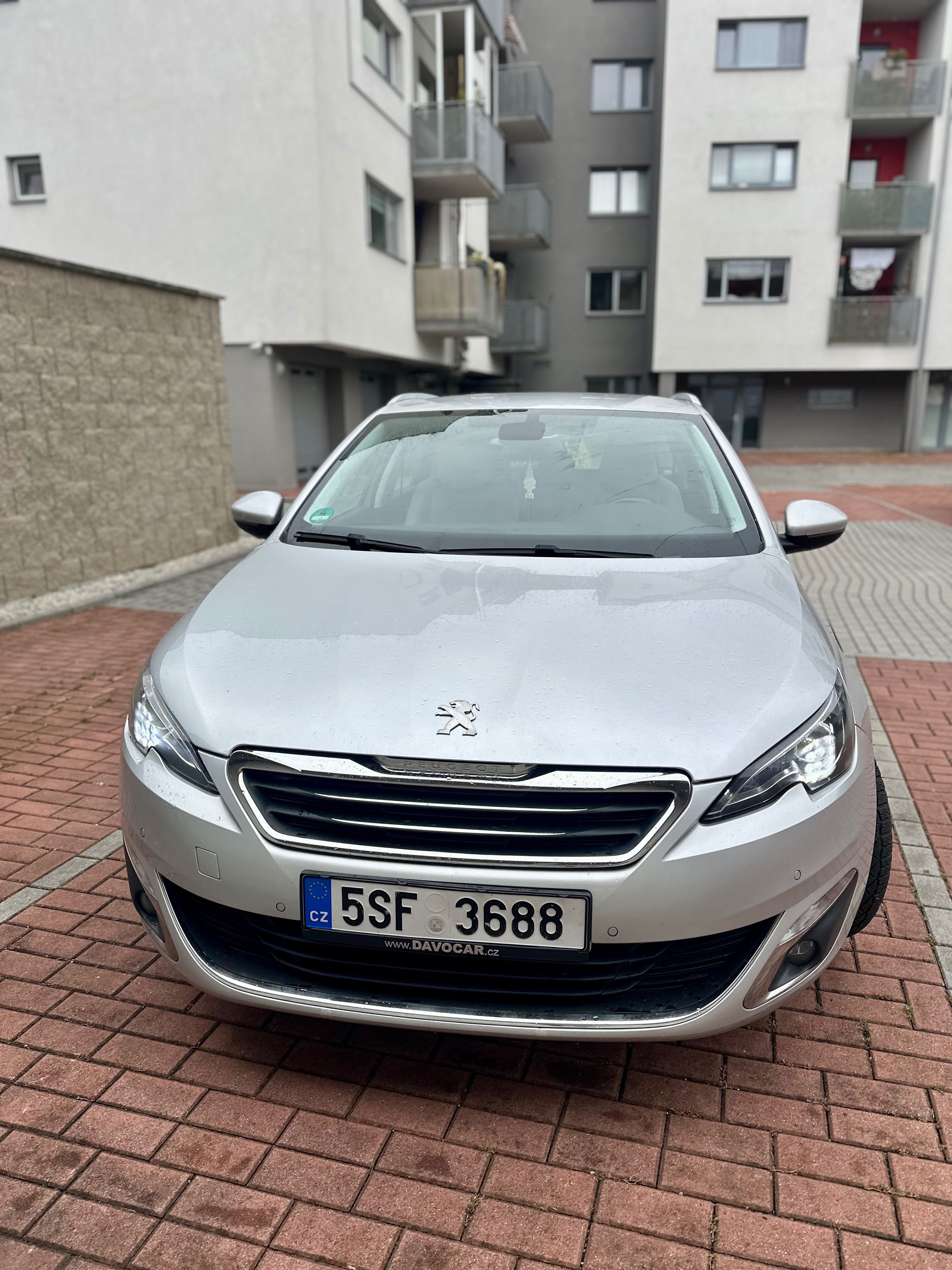 Peugeot 308, 2.0 - fotka 2