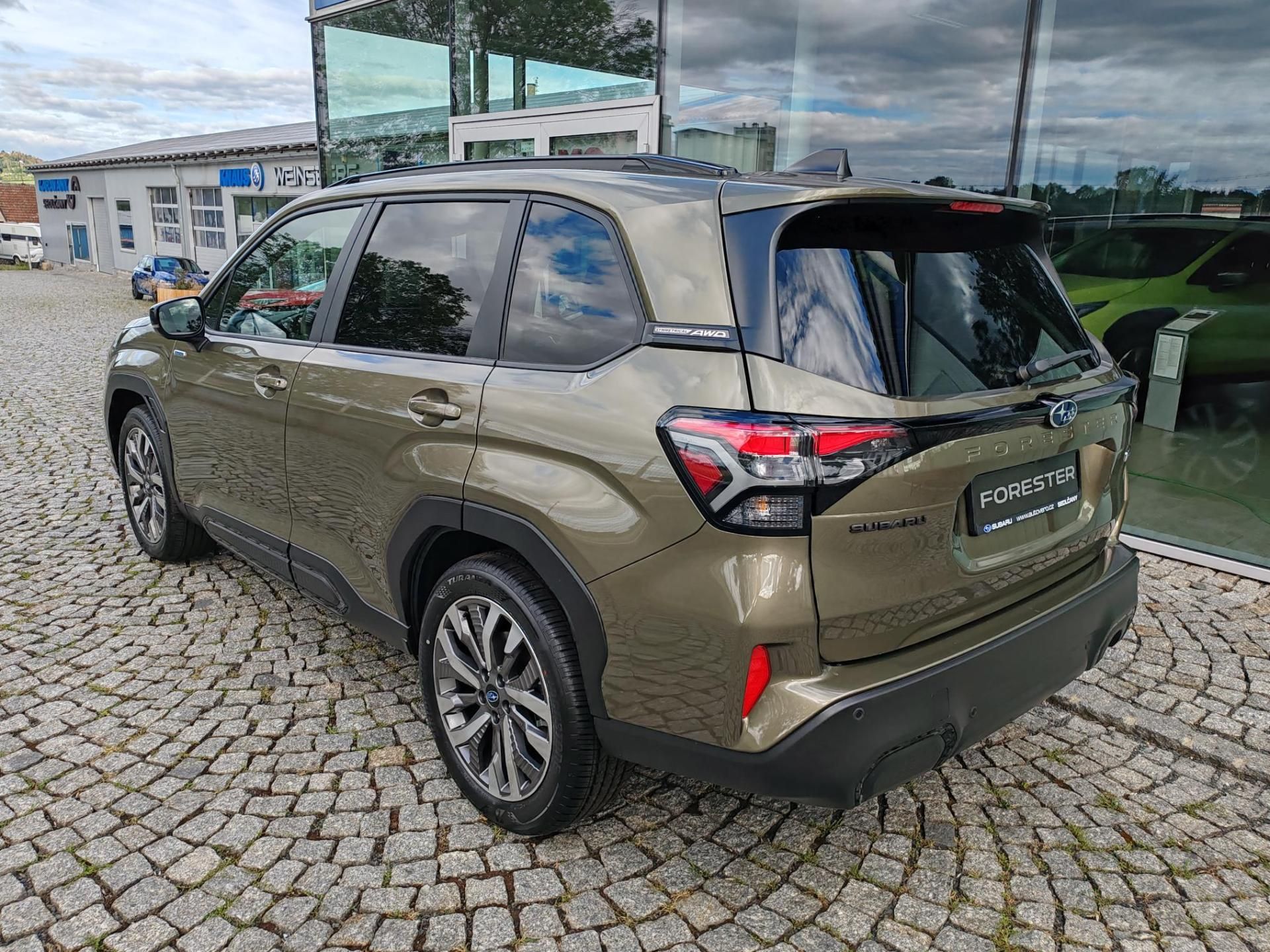 Subaru Forester, 2.0i Touring - AKČNÍ CENA - fotka 4