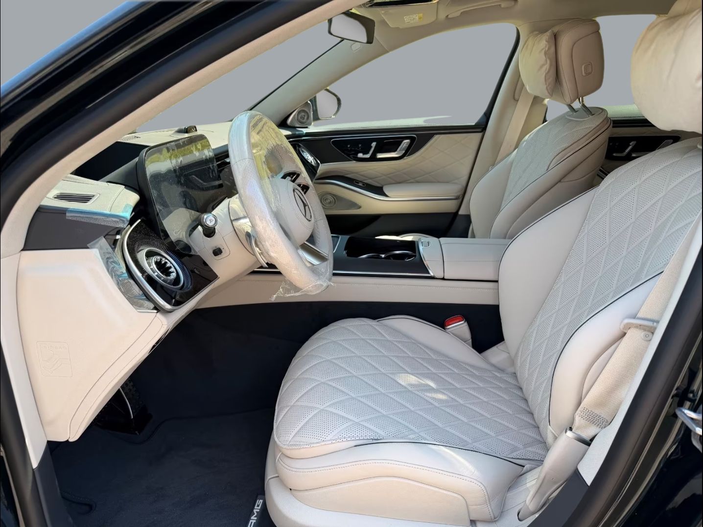Mercedes-Benz Třídy S, 580 4MATIC AMG, Burmester 4D - fotka 4