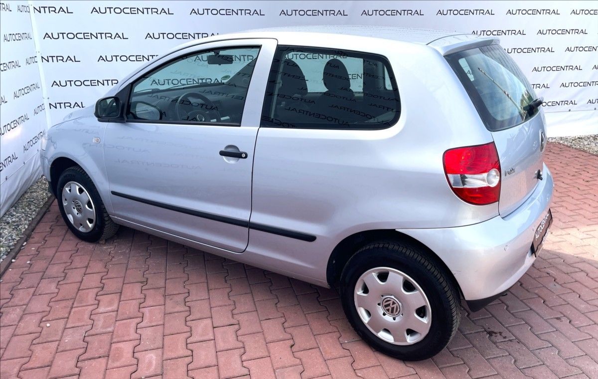Volkswagen Fox, 1,4 Basis75  55kw servis - fotka 6