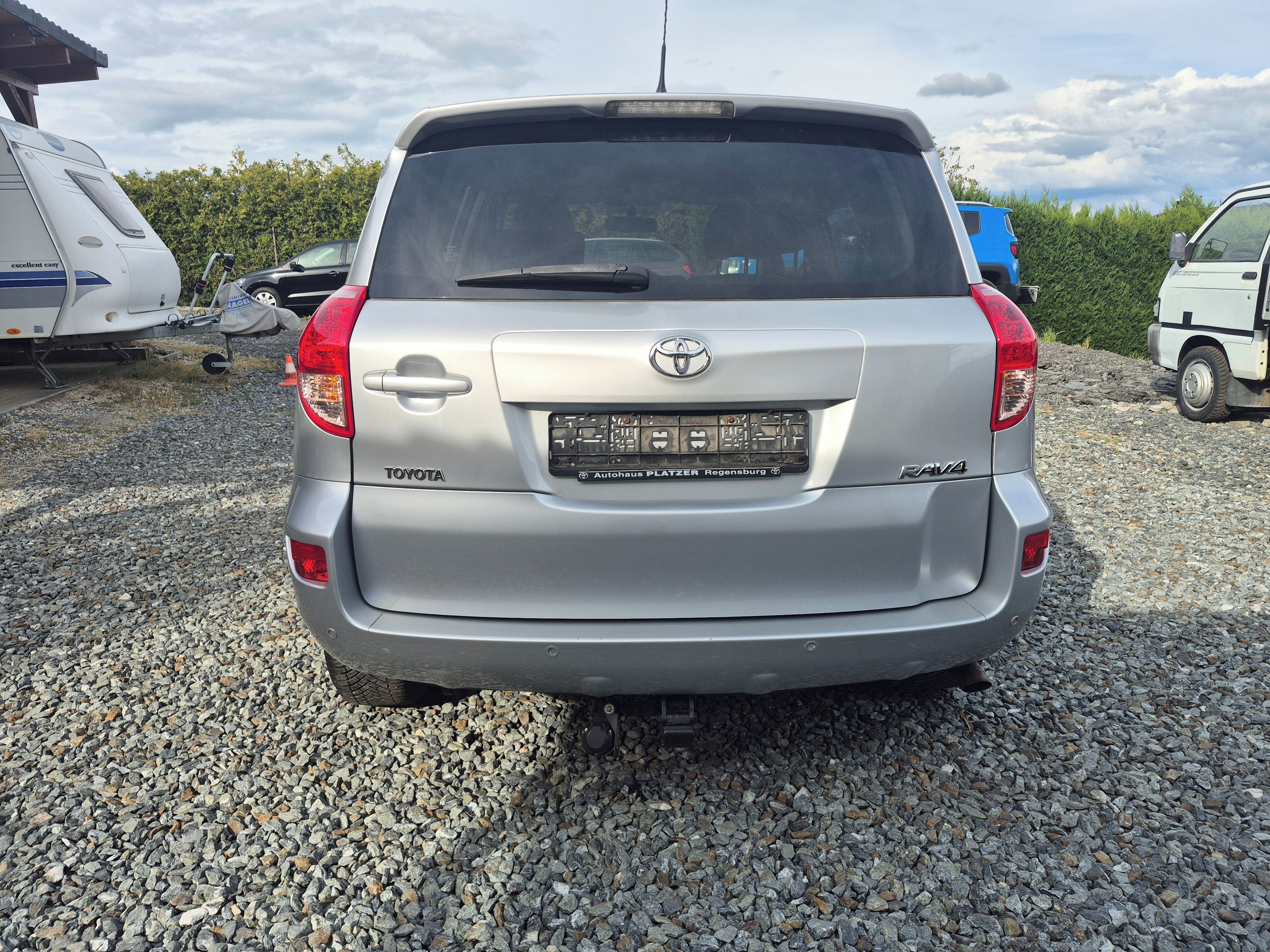 Toyota Rav4, Toyota RAV 4 2,0 I 4x4 - fotka 5