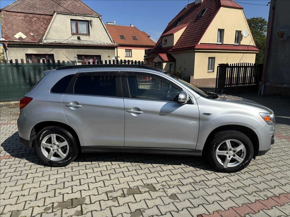 Mitsubishi ASX, 1,6 - fotka 2