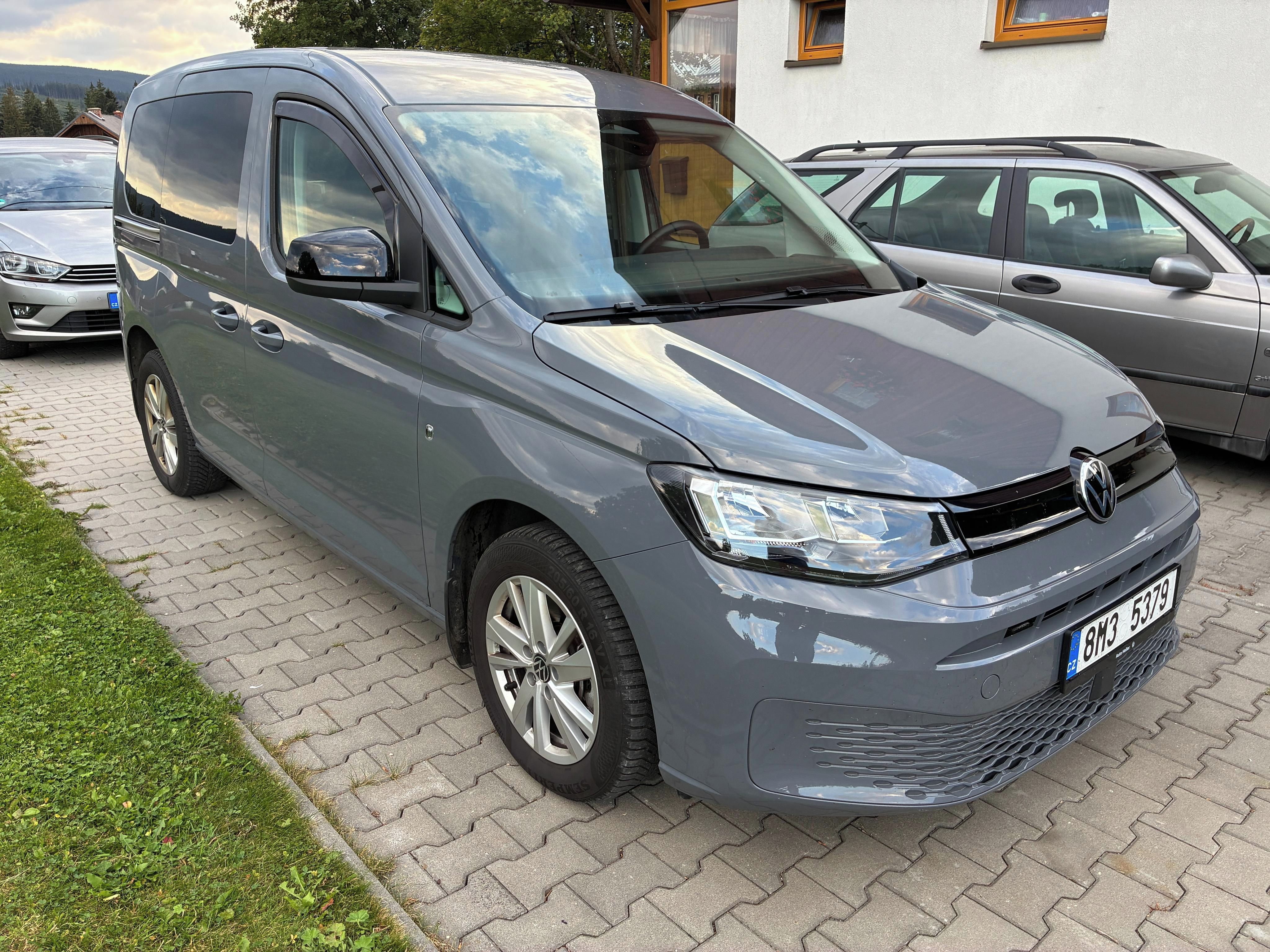 Volkswagen Caddy, koupeno v ČR, nezávislé topení - fotka 3