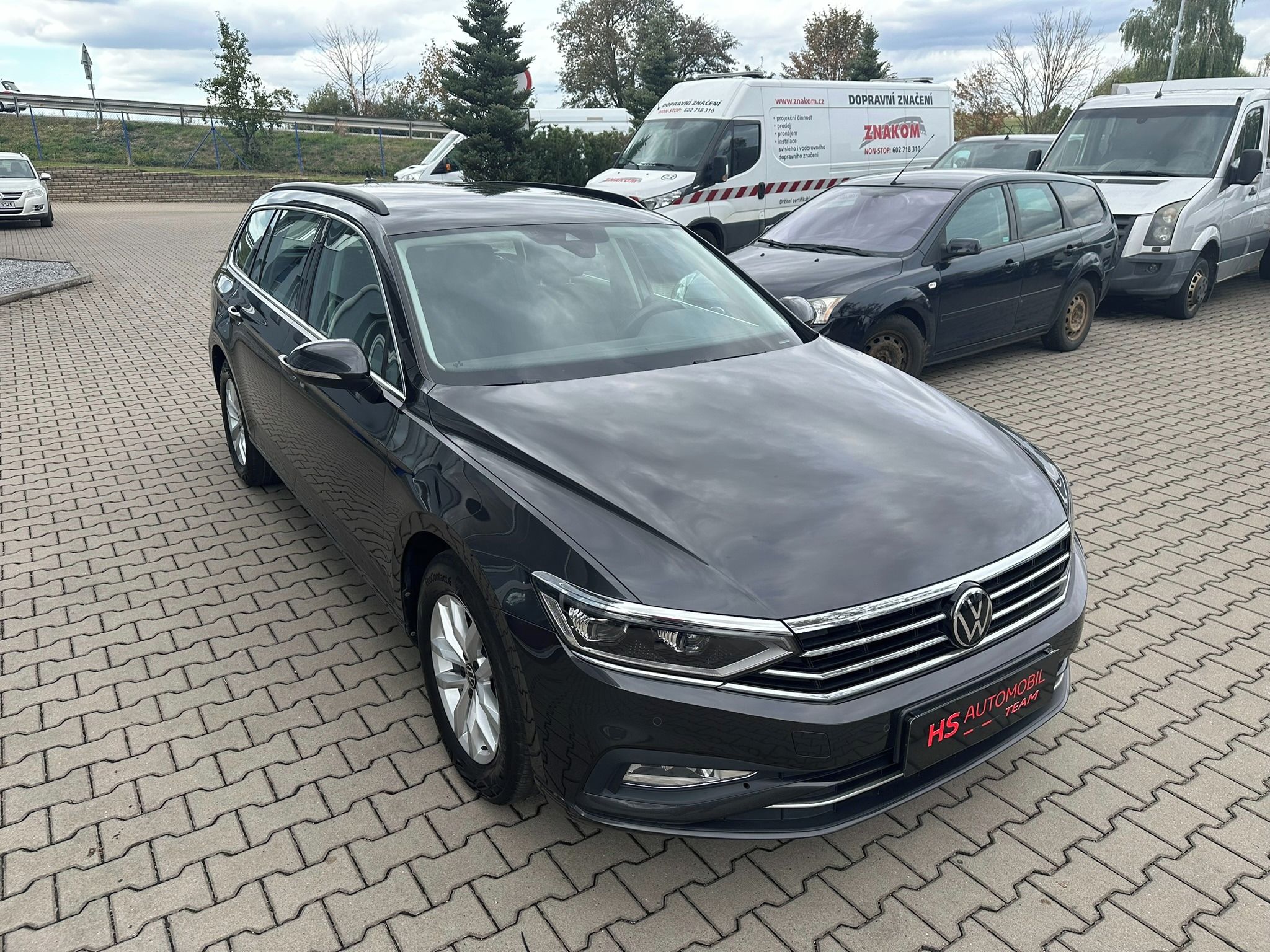Volkswagen Passat, 2,0 TDi 90kW Style  2 sady kol - fotka 5