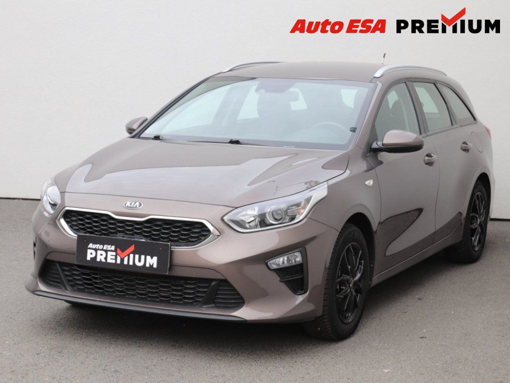 Kia Cee´d, 1.5 T-GDi,1.maj,ČR,Spin - fotka 3