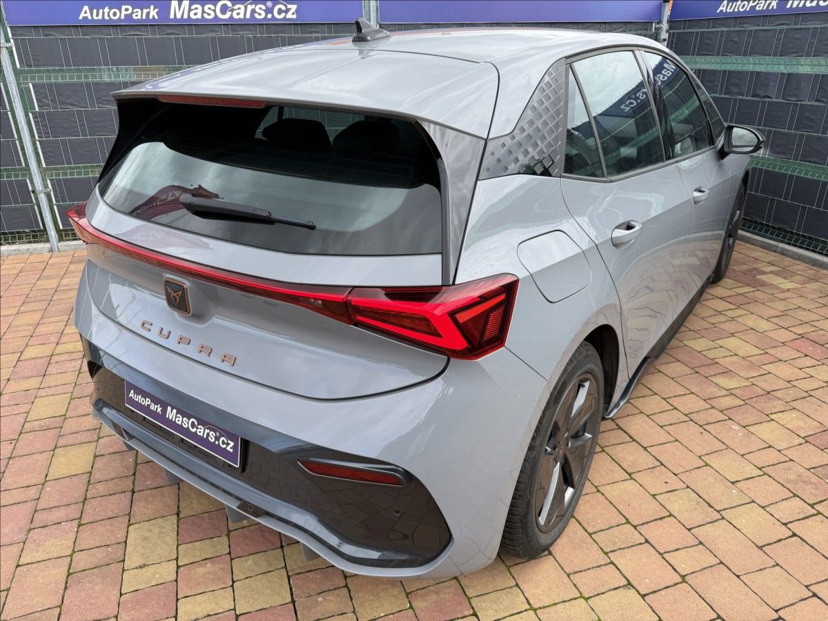 Cupra Born, 150 kW 58 kWh - fotka 6