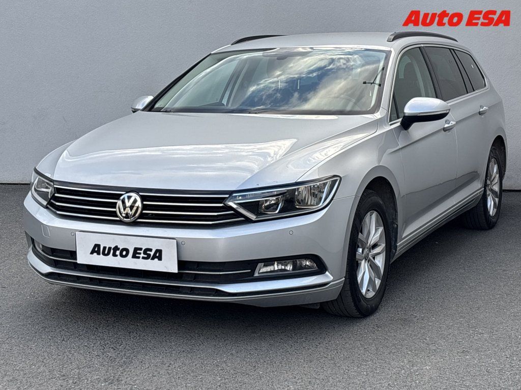 Volkswagen Passat, 1.6 TDi,Comfortline - fotka 3