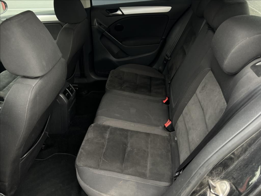 Volkswagen Golf, 1,4 - fotka 5