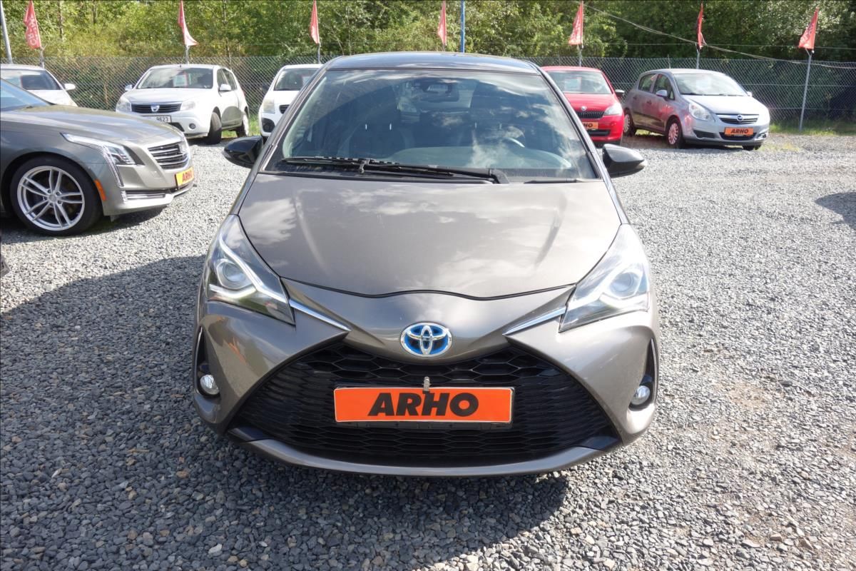 Toyota Yaris, 1,5 i, ČR, HYBRID, SELECTION. - fotka 2