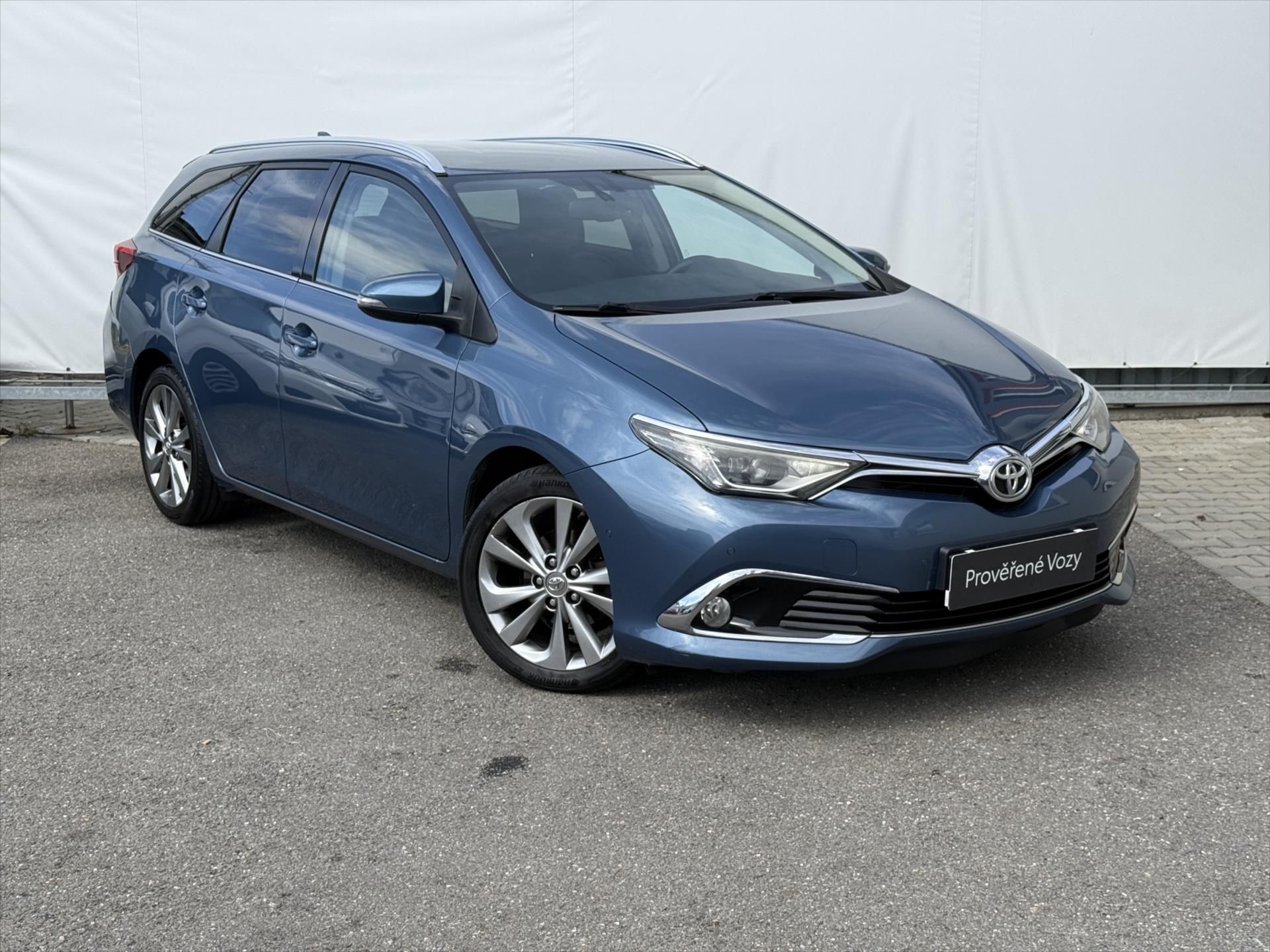 Toyota Auris, 1,2 Executive - fotka 3