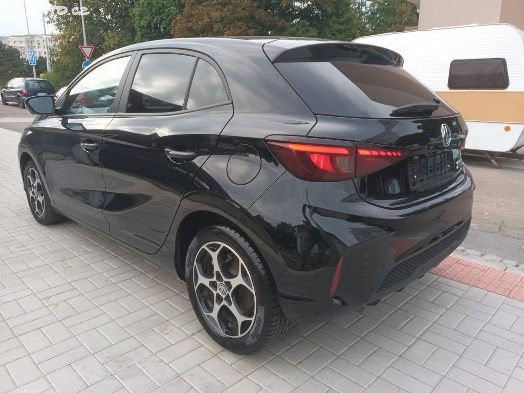 MG MG3, 1.5i Hybrid+ aut.EXCLUSIVE - fotka 6