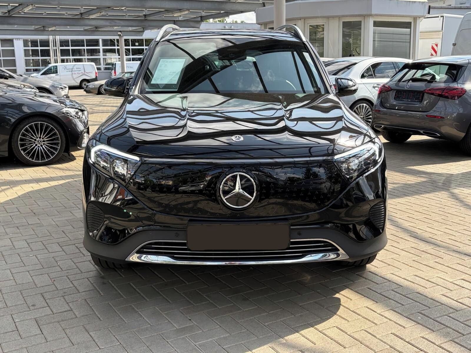 Mercedes-Benz EQB, 300 4M Progressive*Kamera* - fotka 5