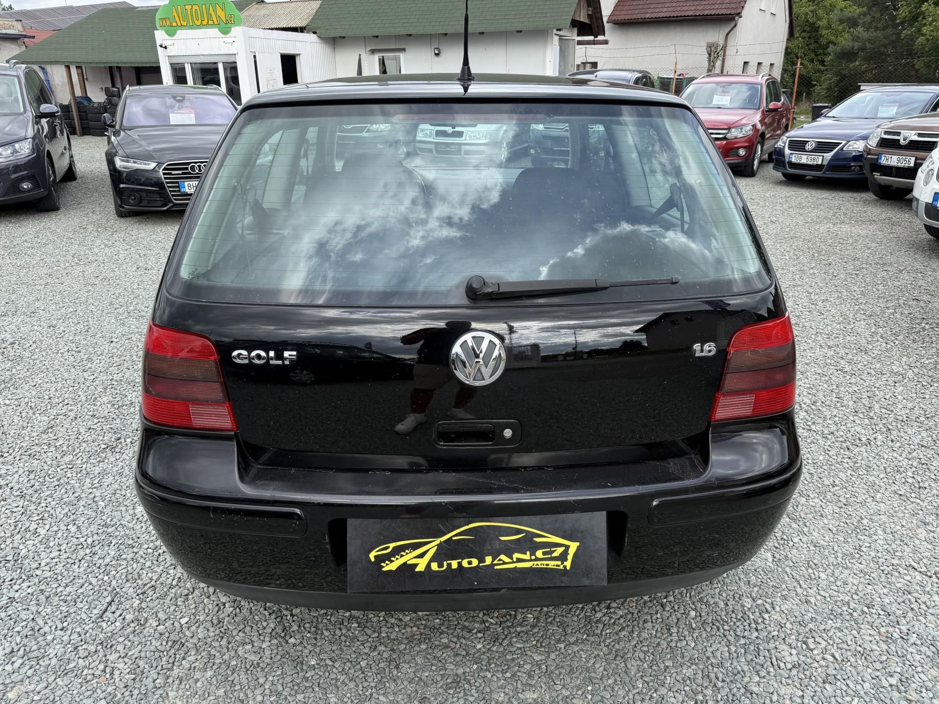 Volkswagen Golf, 1.6i - fotka 5