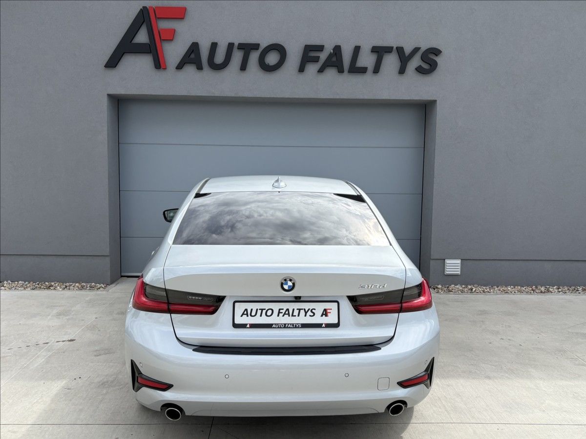 BMW Řada 3, 318d 110 KW Advantage Led - fotka 6