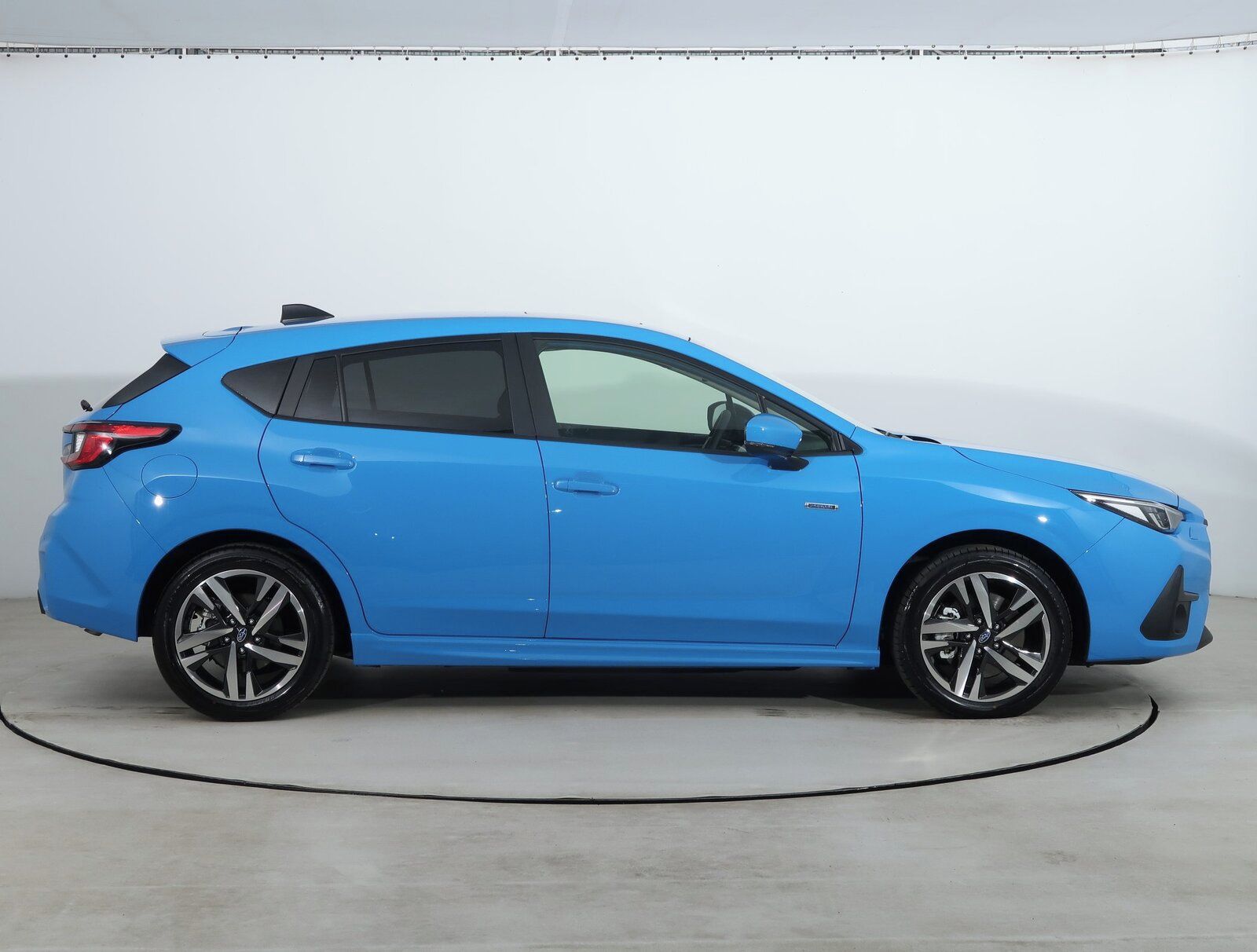 Subaru Impreza, 2.0 e-Boxer, 4X4, Automat - fotka 6