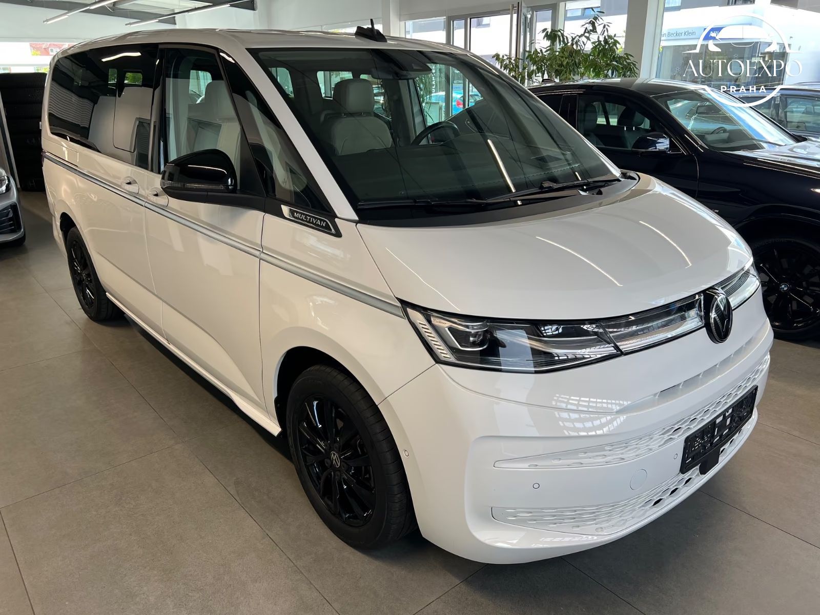 Volkswagen Multivan, 2,0 TDi* Long* Záruka 5.let