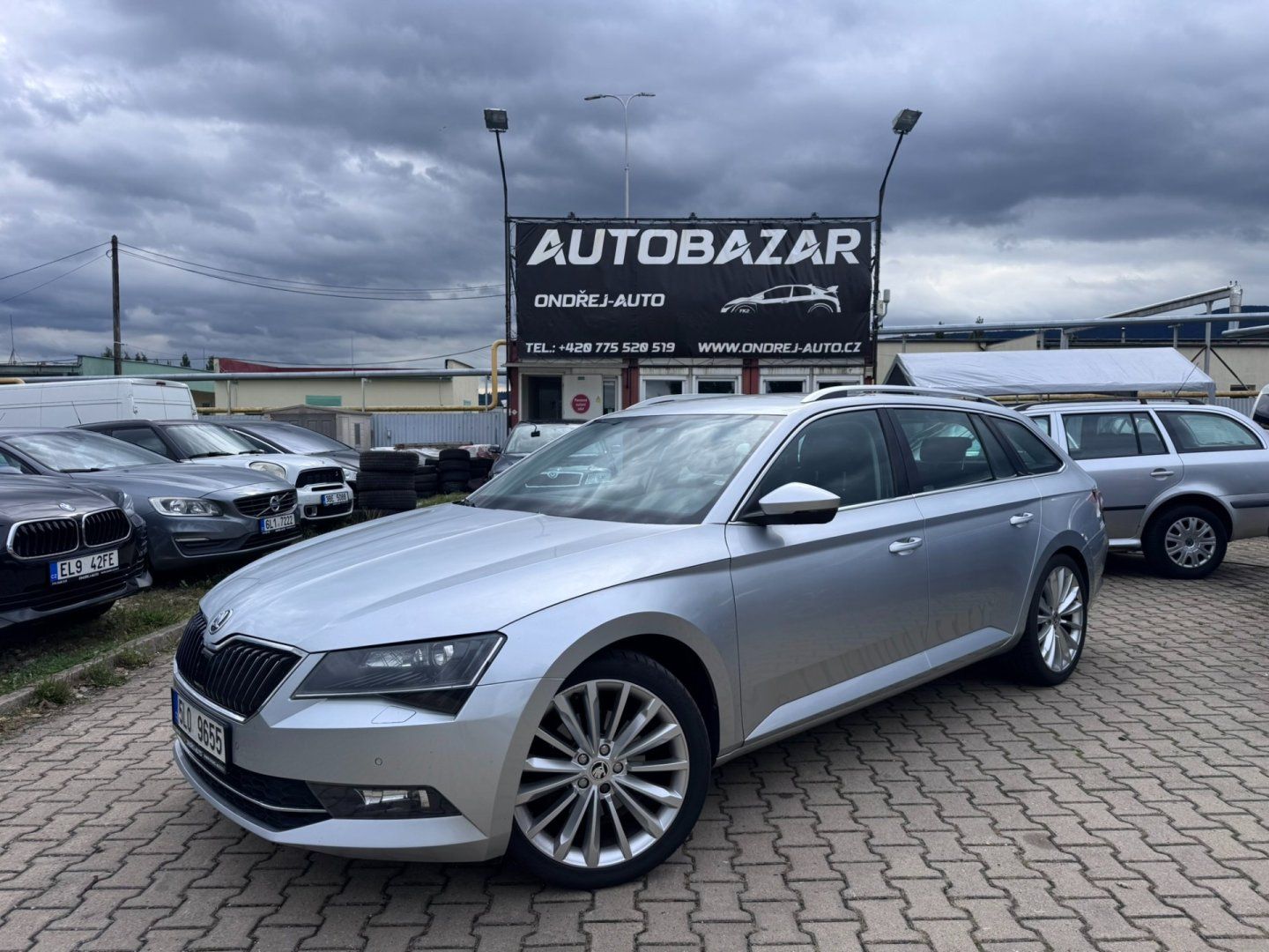 Škoda Superb, 2,0 TDI 110 KW MANUÁL 2. MAJ.