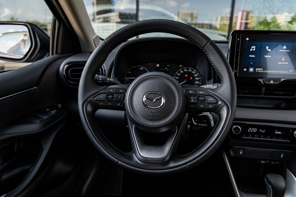 Mazda 2 Hybrid, HEV 116k AT Centre-Line - fotka 5
