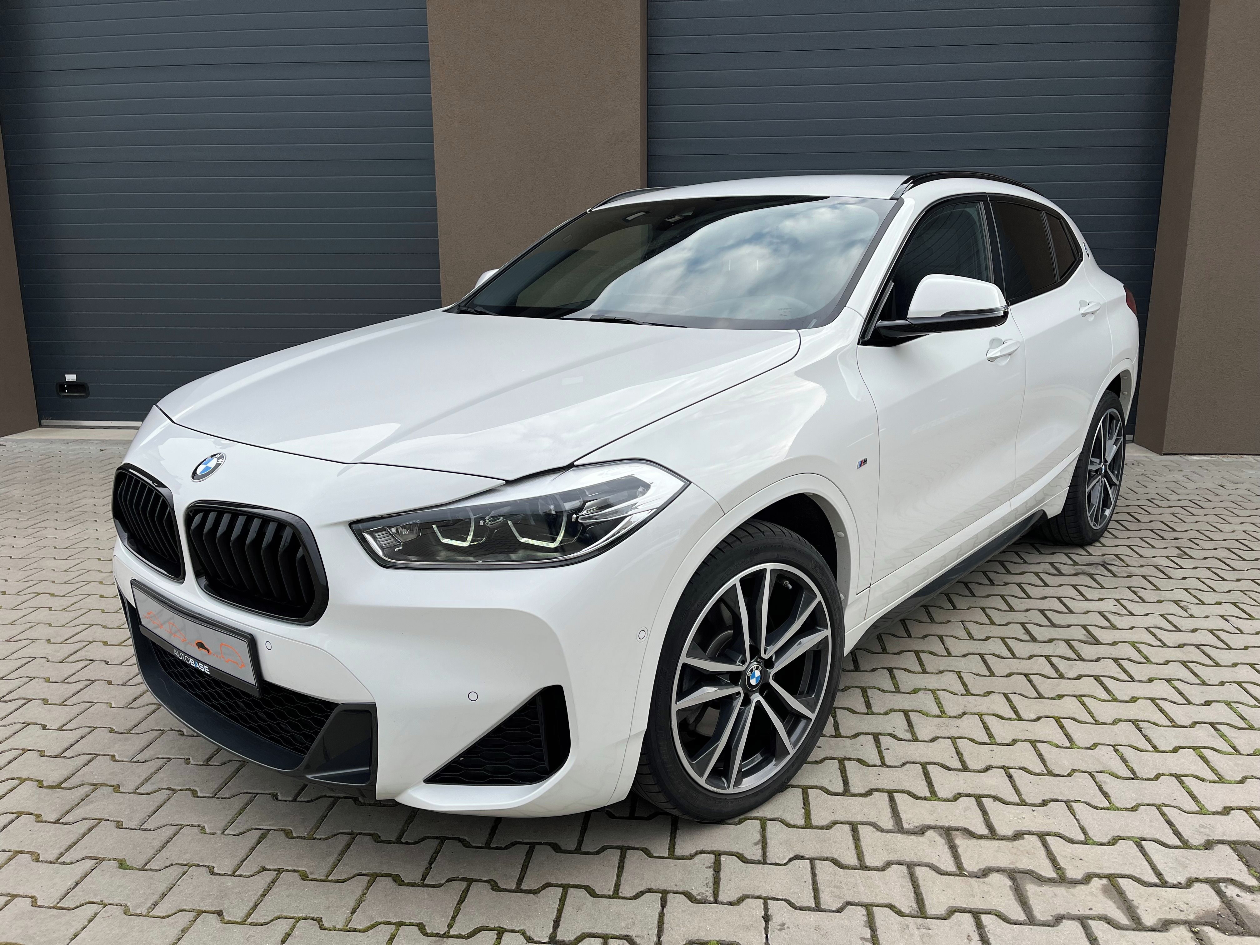 BMW X2, 2,0xD M-packet 140Kw,TZ,head-u - fotka 5