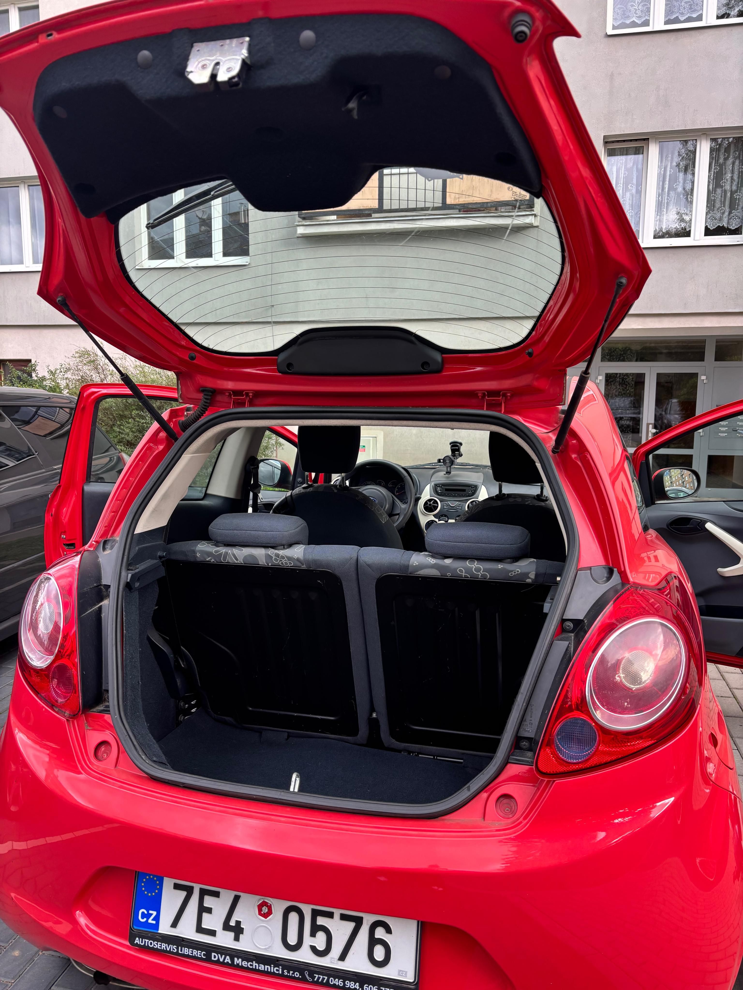 Ford Ka, Ford Ka 1.2, 51 kW, 2009 - fotka 3