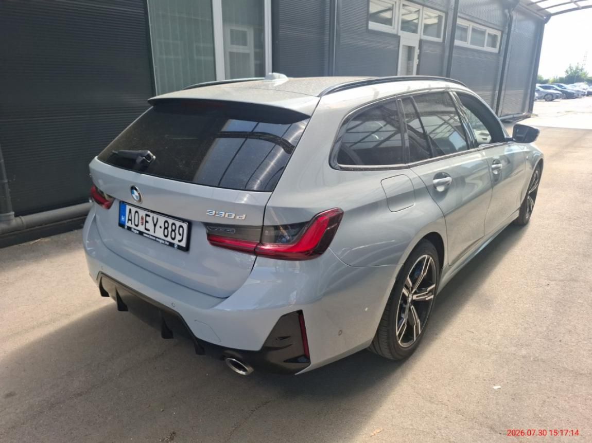 BMW Řada 3, 330d xDrive Touring - fotka 5