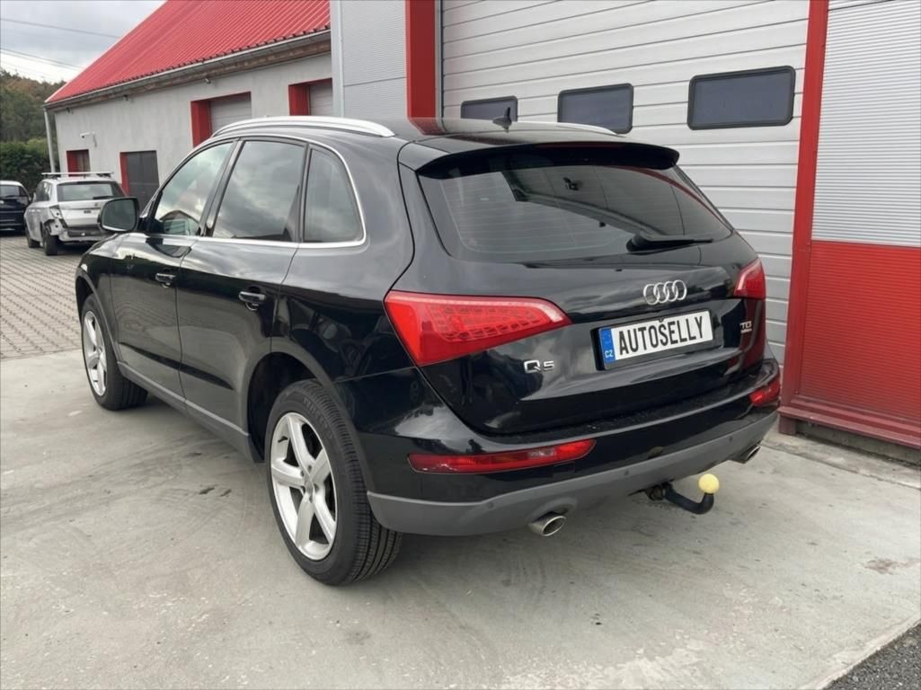 Audi Q5, 3,0 TDI QUATTRO 176 kW TAŽNÉ - fotka 3