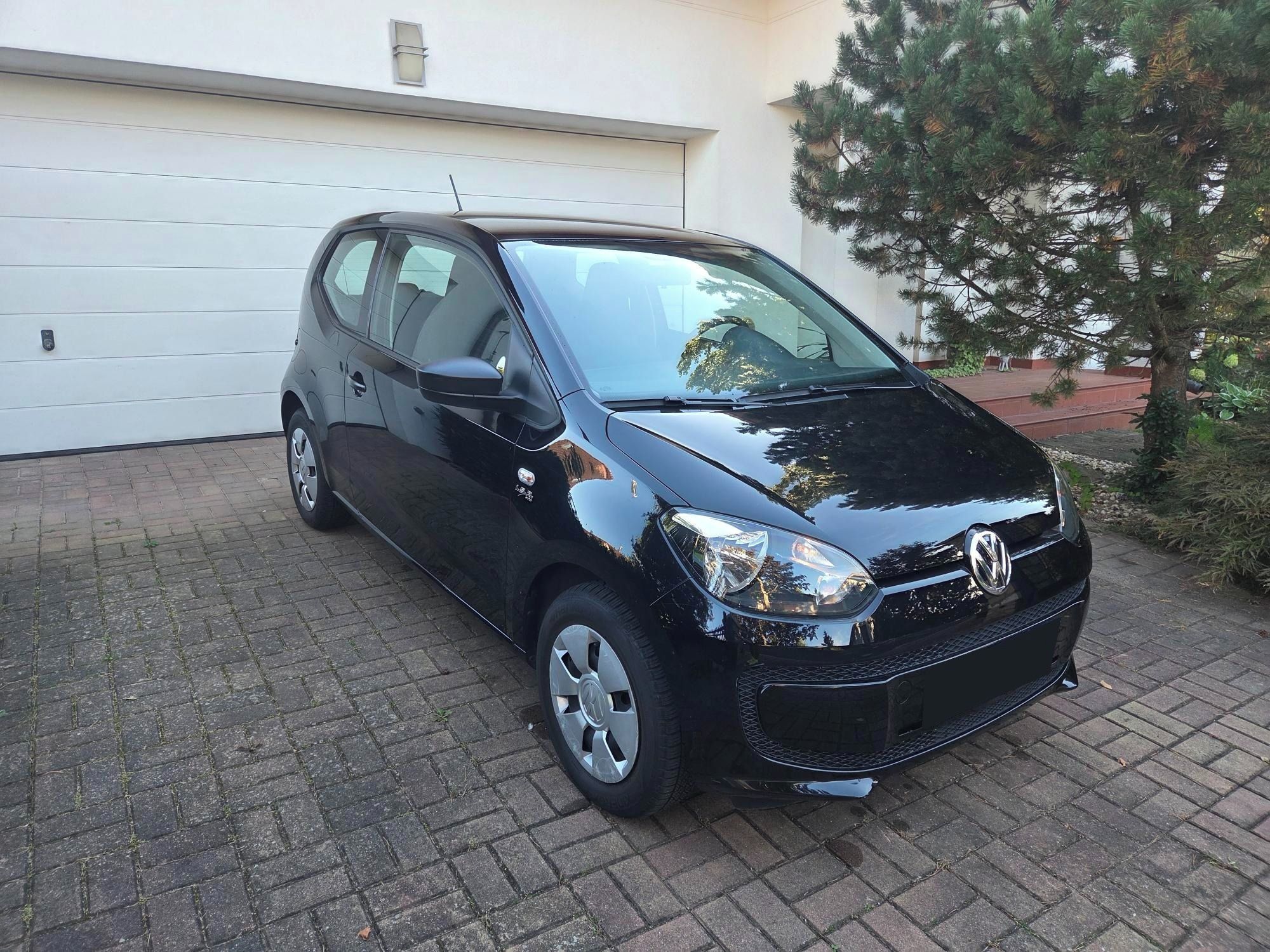 Volkswagen Up!, 1,0 (44kW), 20 800 km! - fotka 4