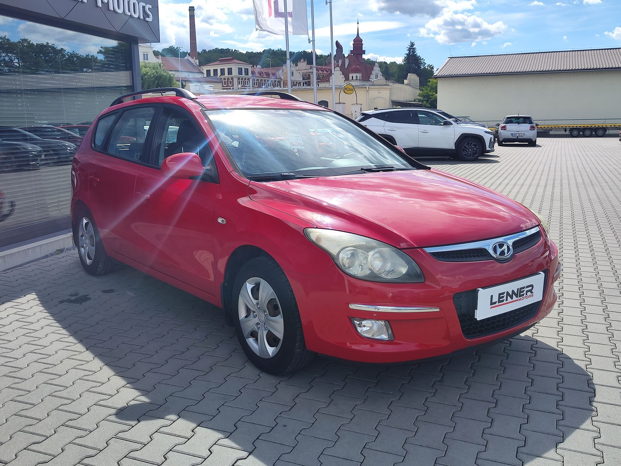 Hyundai i30, 1.6 CVVT/92kW Made in Czech - fotka 3